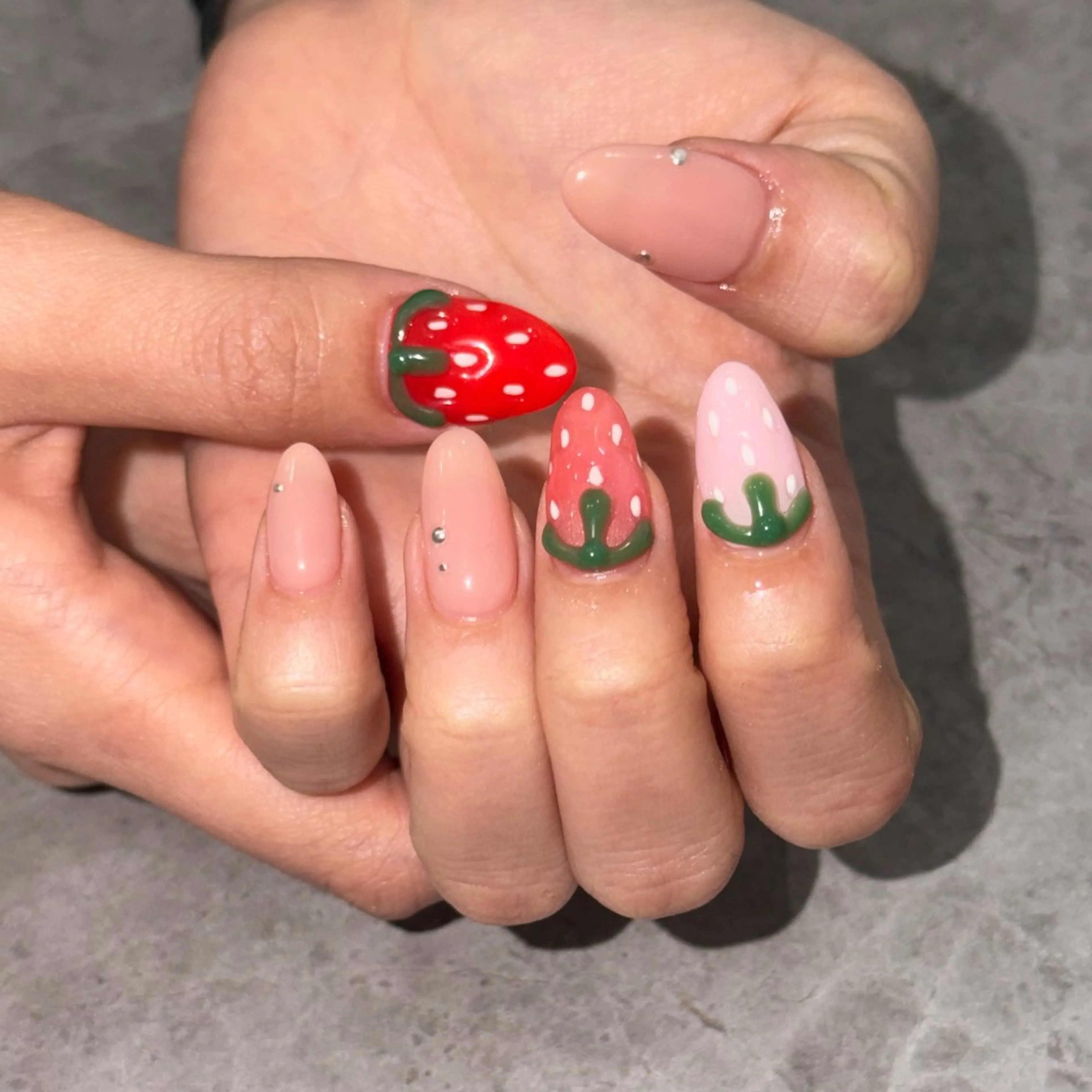 ネイル 春ネイル ハンドネイル IROHA NAIL Kurumi🪽🫧のネイルデザイン