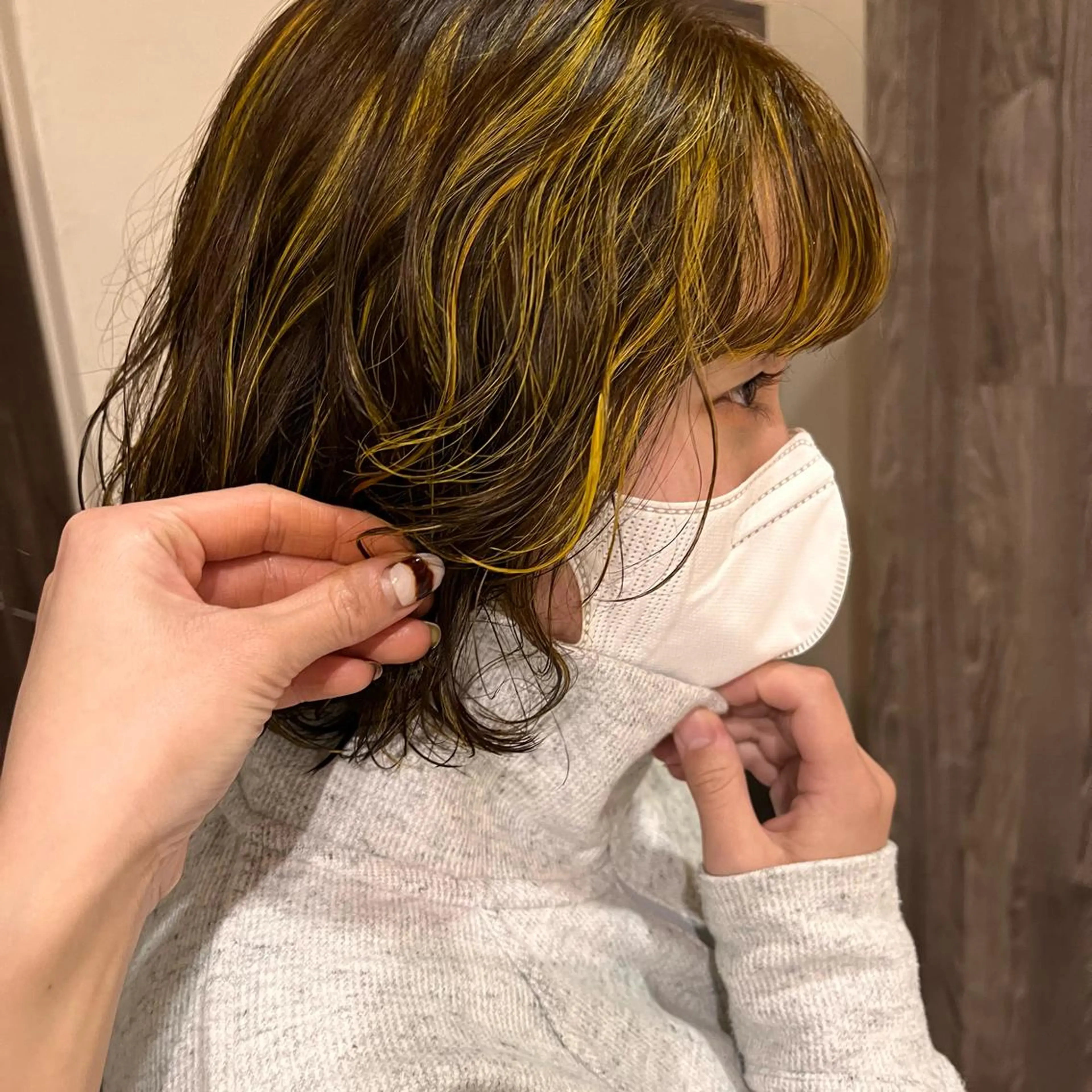 ショート カラー 中村 友香のヘアスタイル