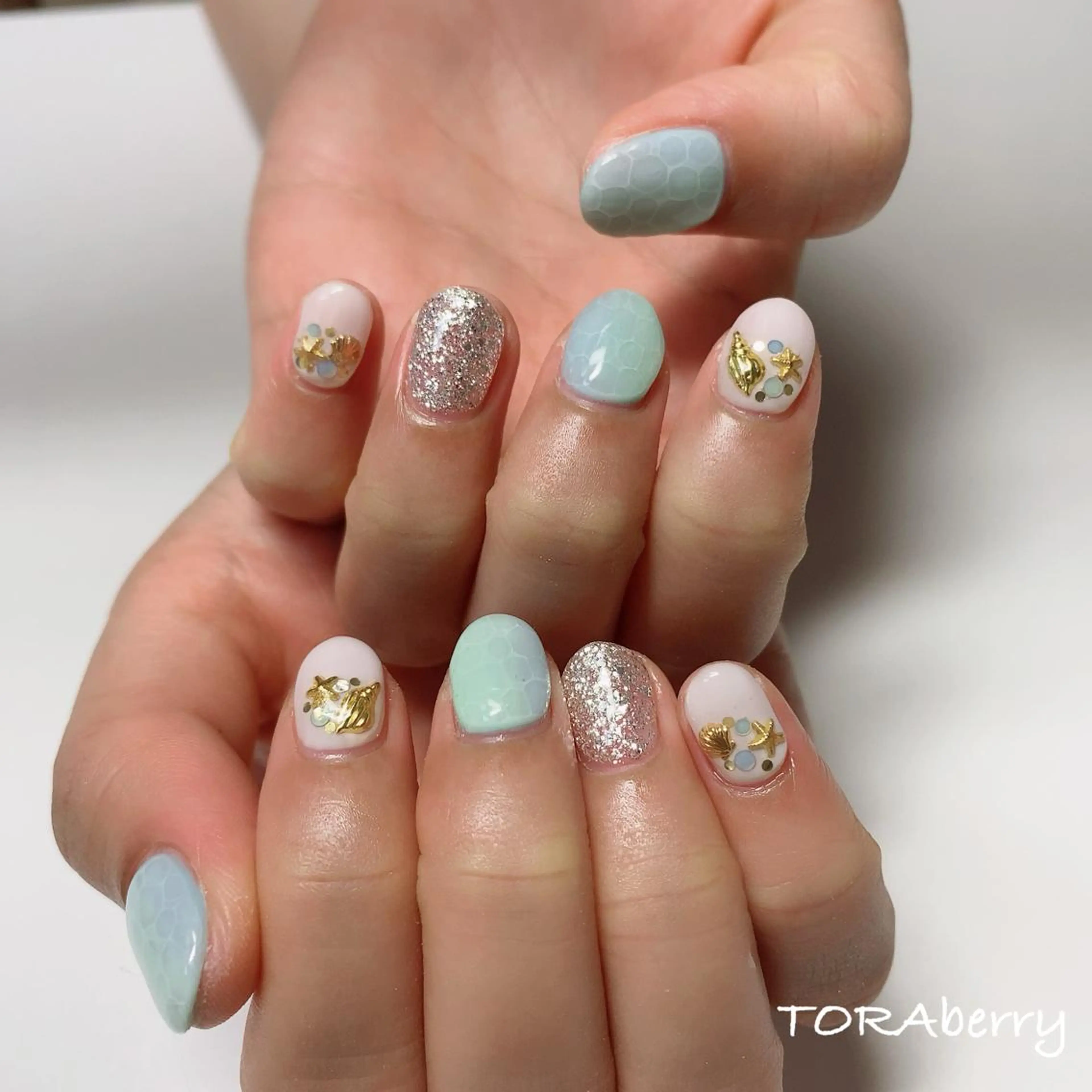 ネイル ハンドネイル ネイリスト なつみのネイルデザイン