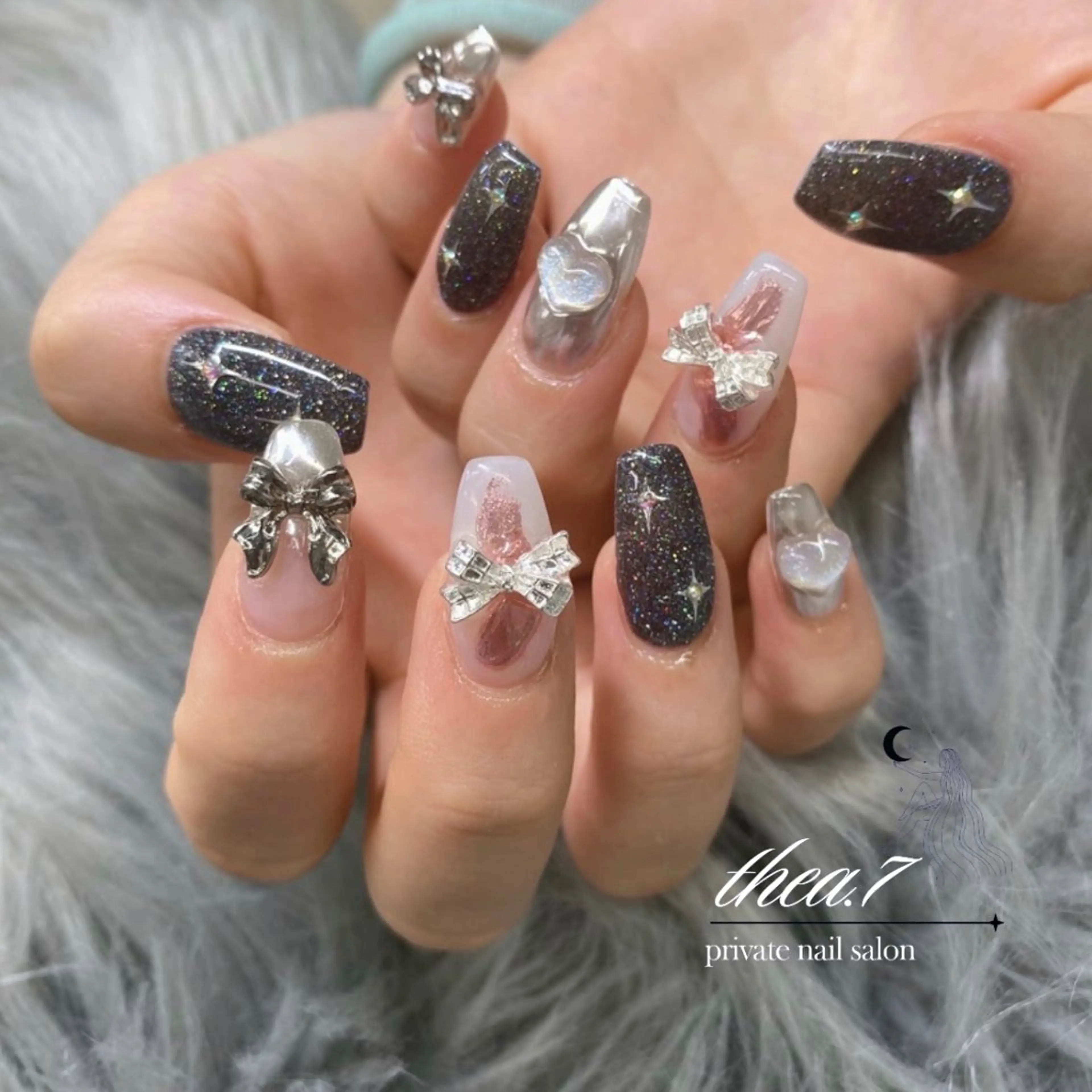 ネイル キラキラネイル ハンドネイル thea.7 【テアナ】のネイルデザイン