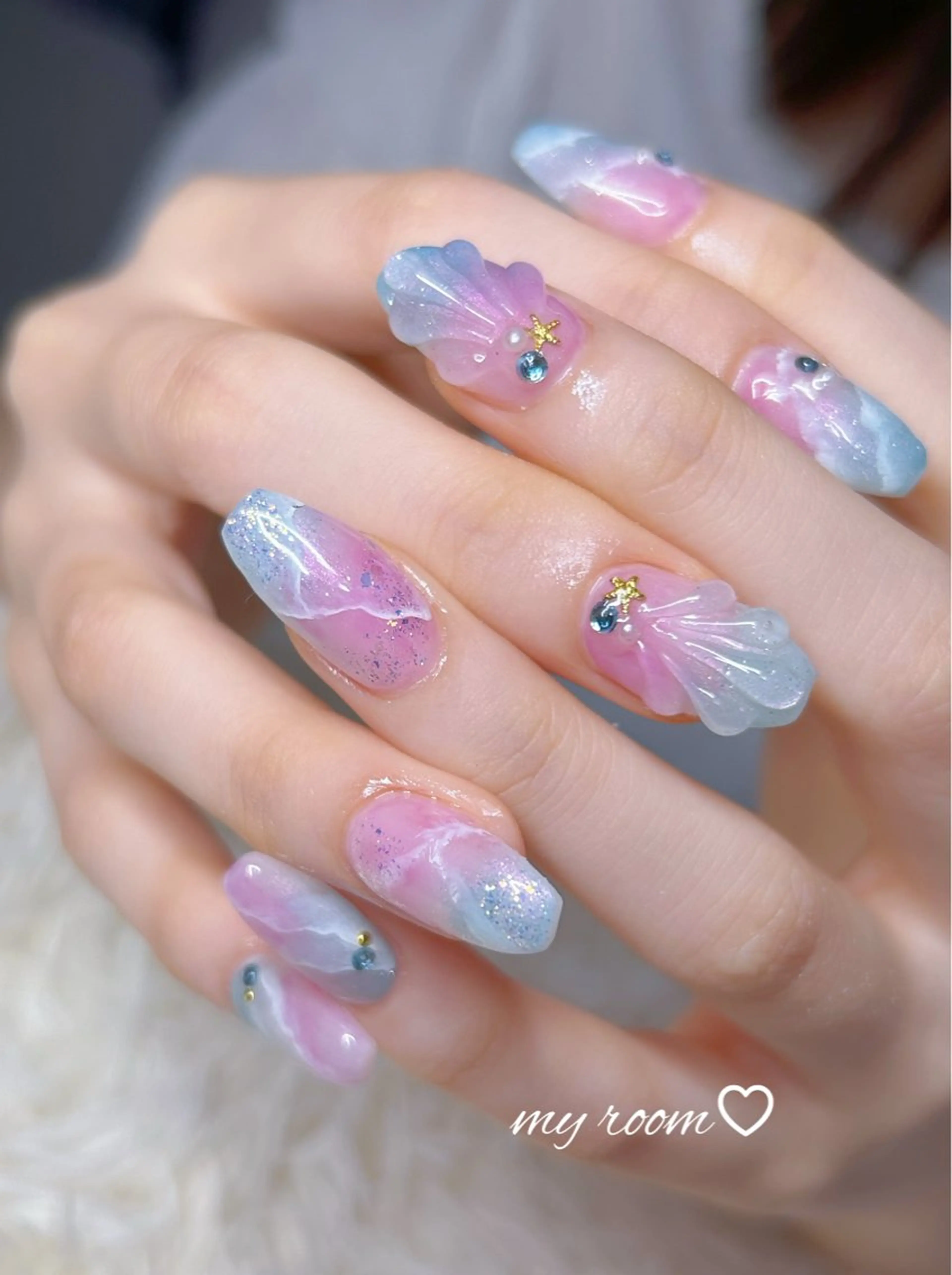 ネイル うるま市サロン Yuko Izawaのネイルデザイン