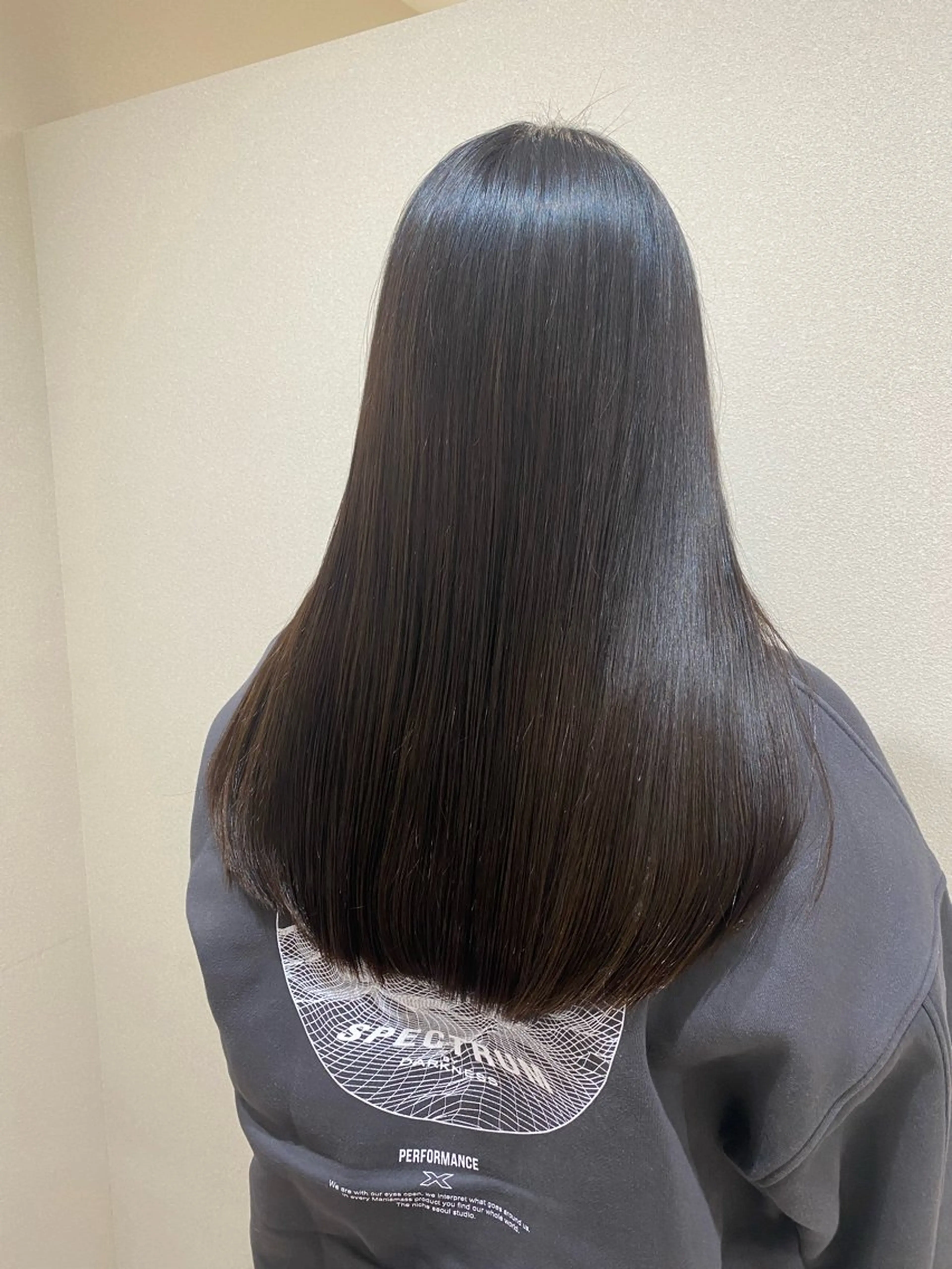 ミディアム カット 縮毛矯正 トリートメント 🌿縮毛矯正/ 髪質改善🌿コバヤシのヘアスタイル