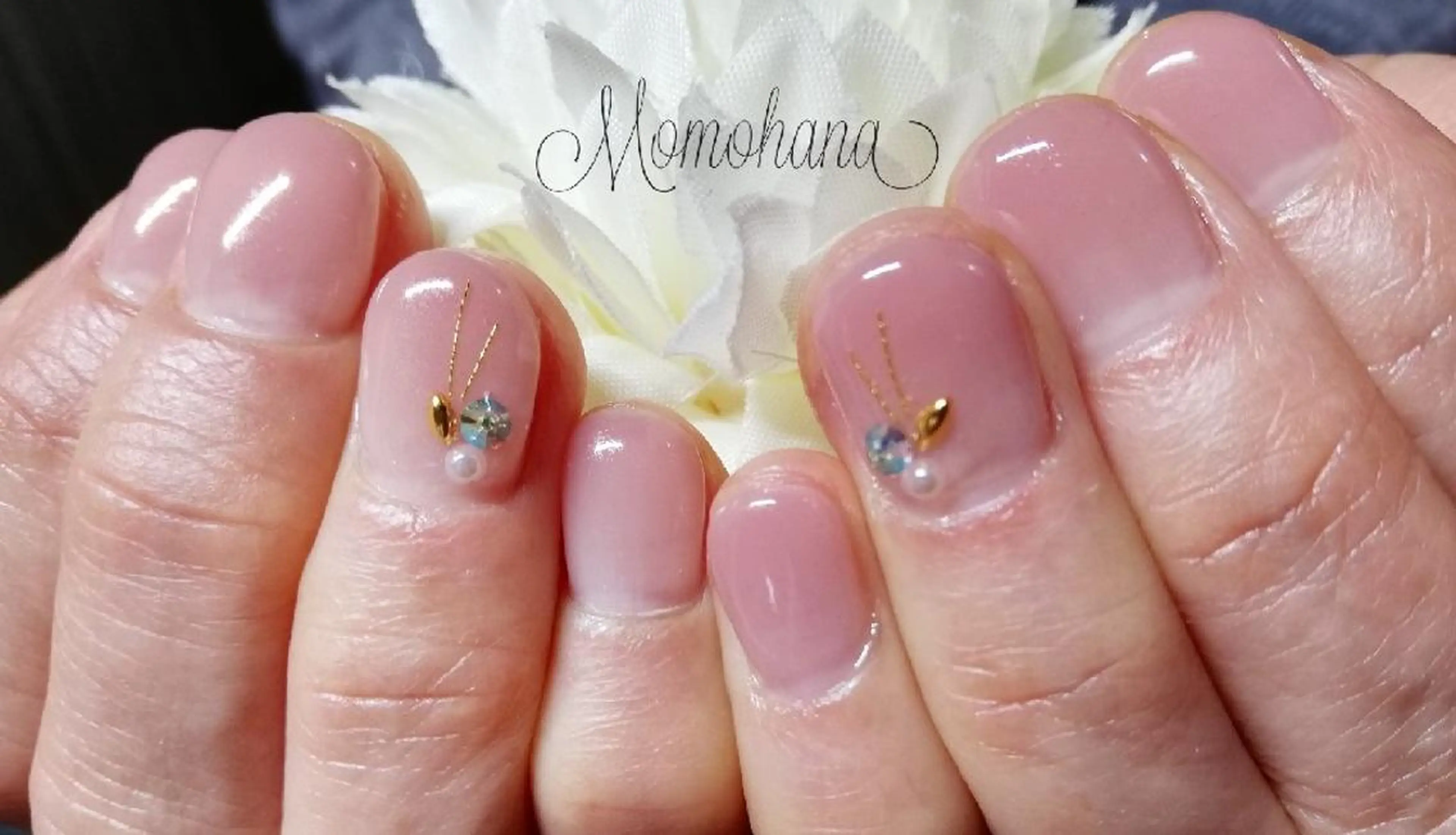 ネイル momohana  のネイルデザイン