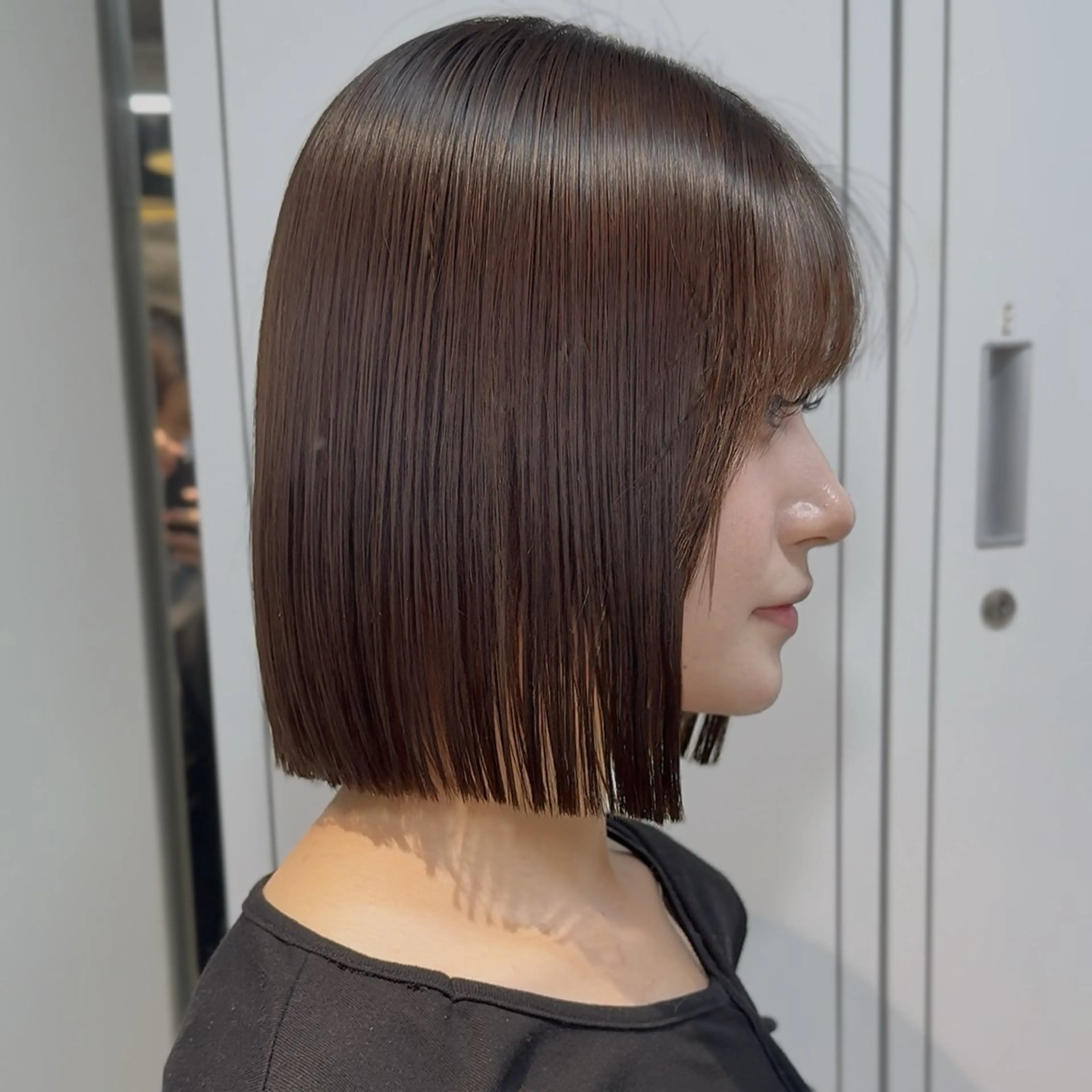 ショート ストンボブ/ 縮毛矯正/岩澤脩太のヘアスタイル