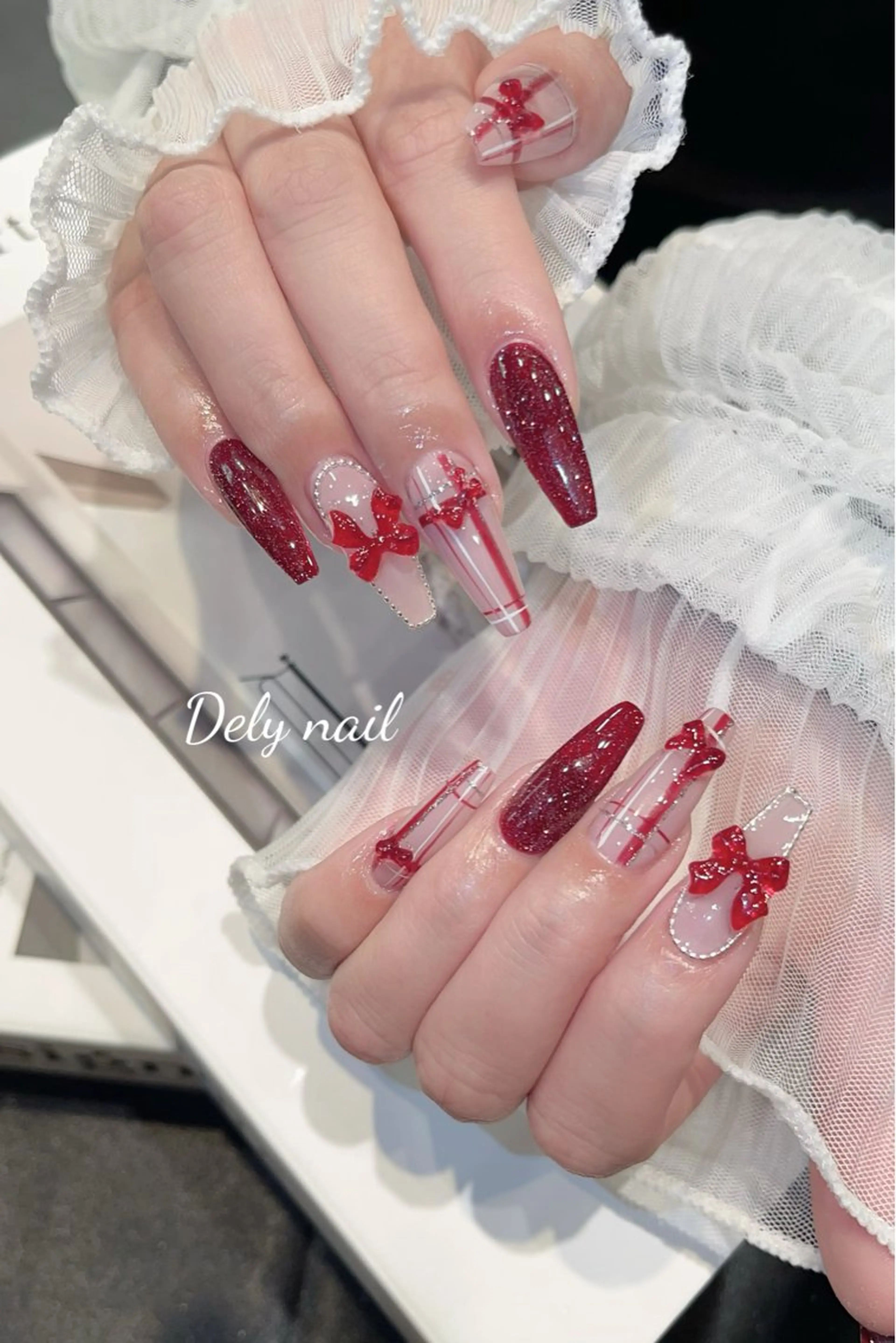 ネイル フレンチネイル ガラスフレンチ 韓国ネイル ニュアンスネイル ネイルチップ ハンドネイル Dely Nailのネイルデザイン