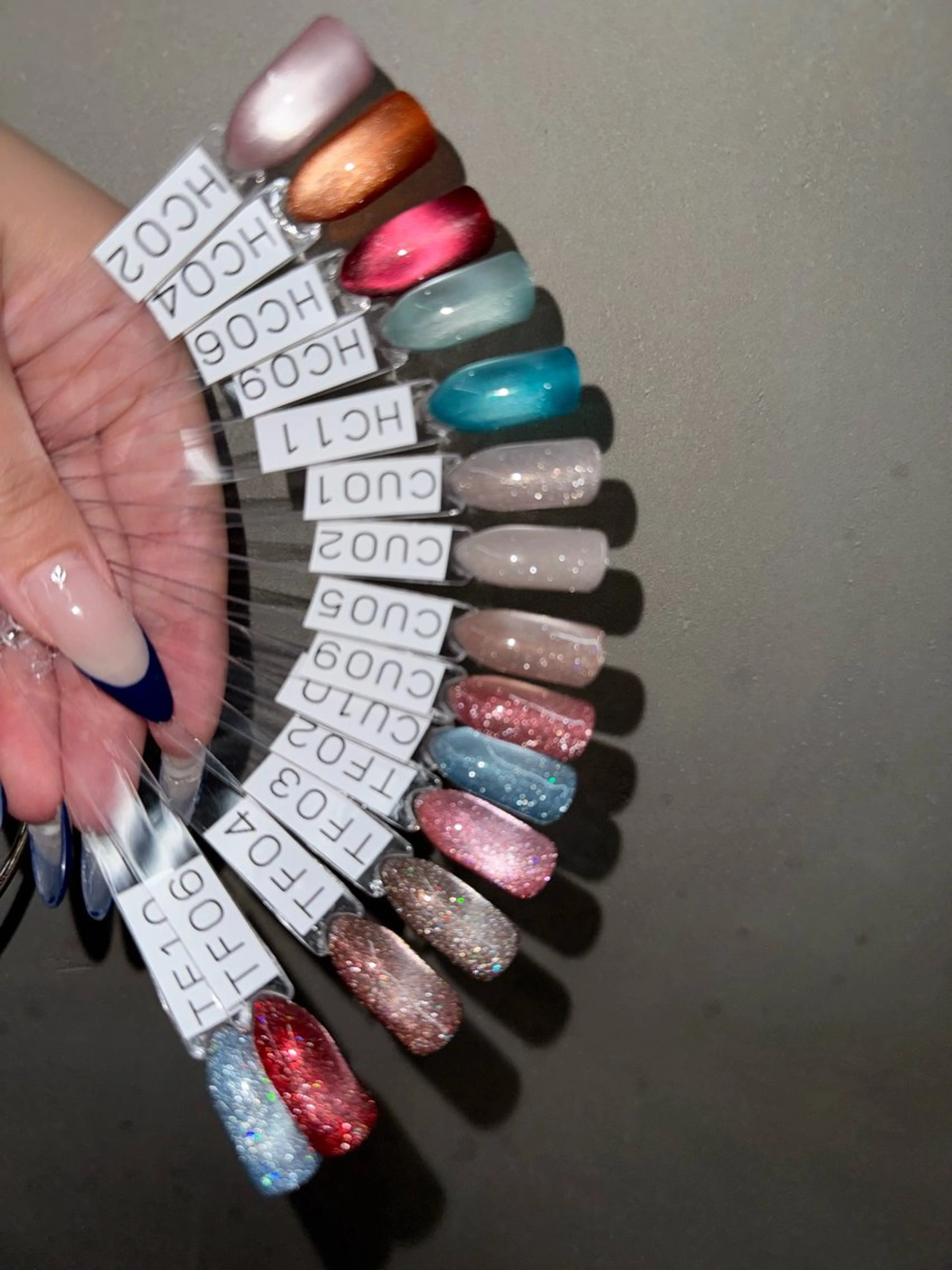 ネイル ハンドネイル スズネ milocのネイルデザイン