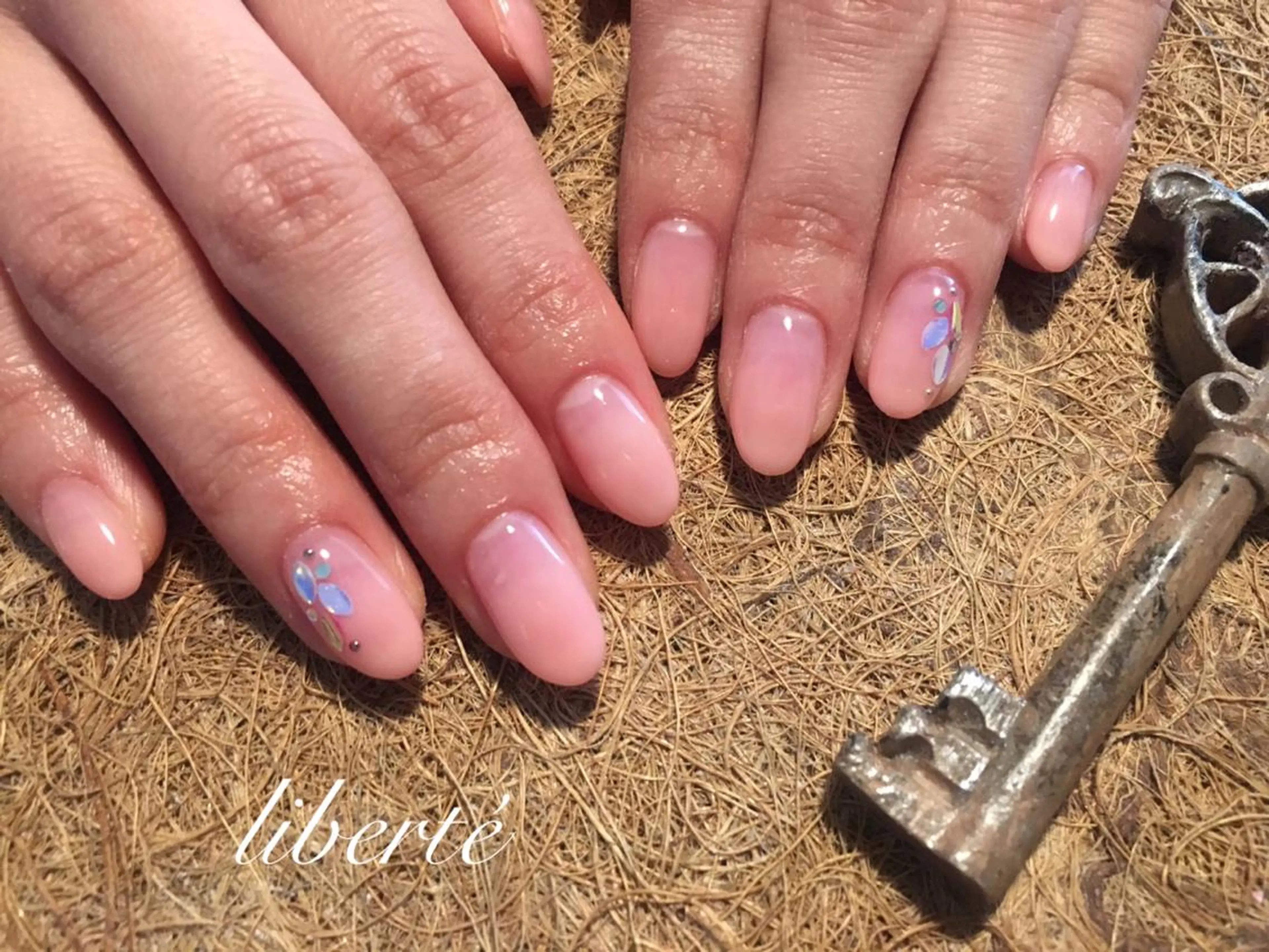 ネイル liberté (リベルテ)のネイルデザイン