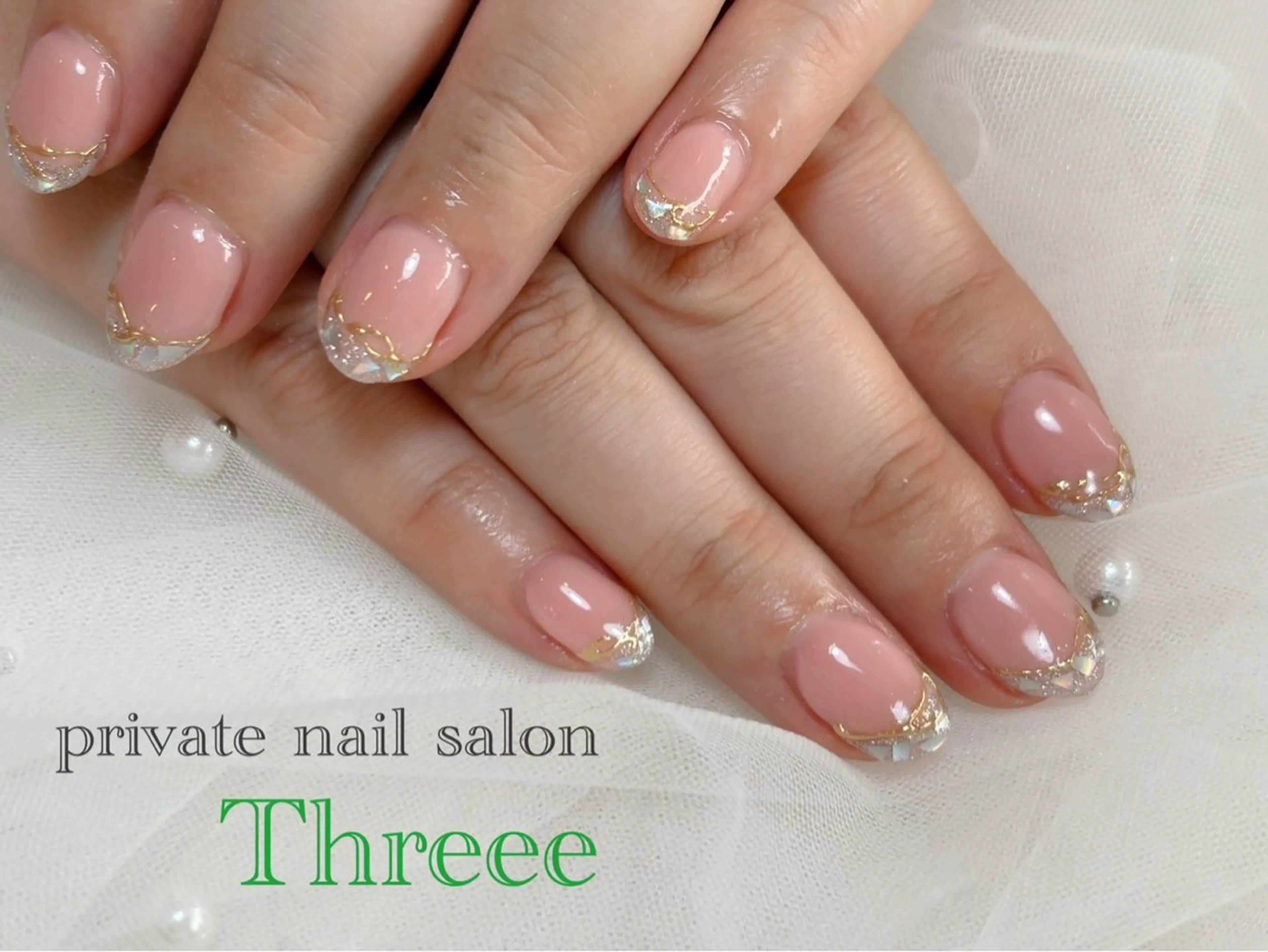 ネイル アートネイル フレンチネイル ガラスフレンチ ハンドネイル Nail salon - Threee　-のネイルデザイン