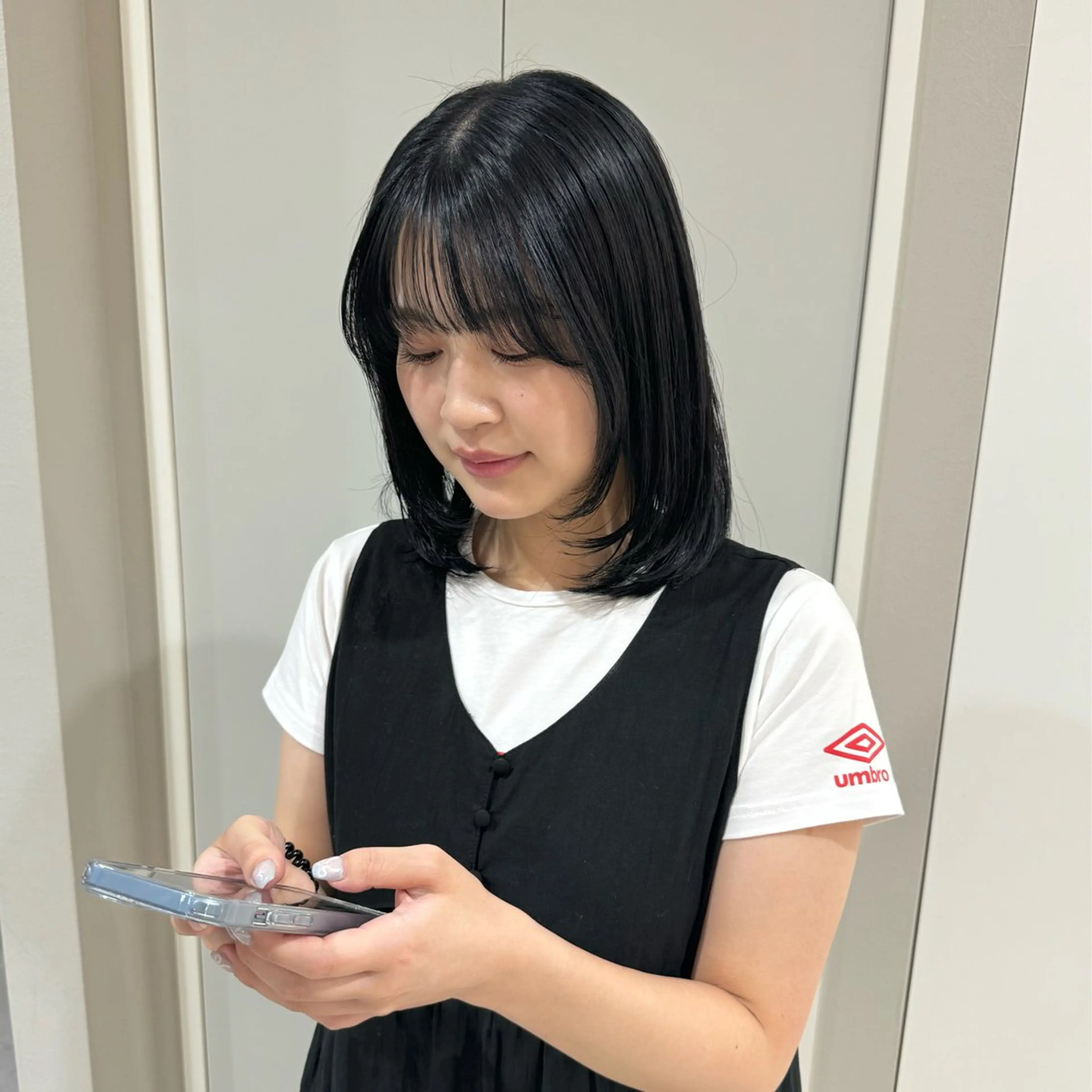 ミディアム カラー 江本真由香 透明感/艶カラー🍃のヘアスタイル