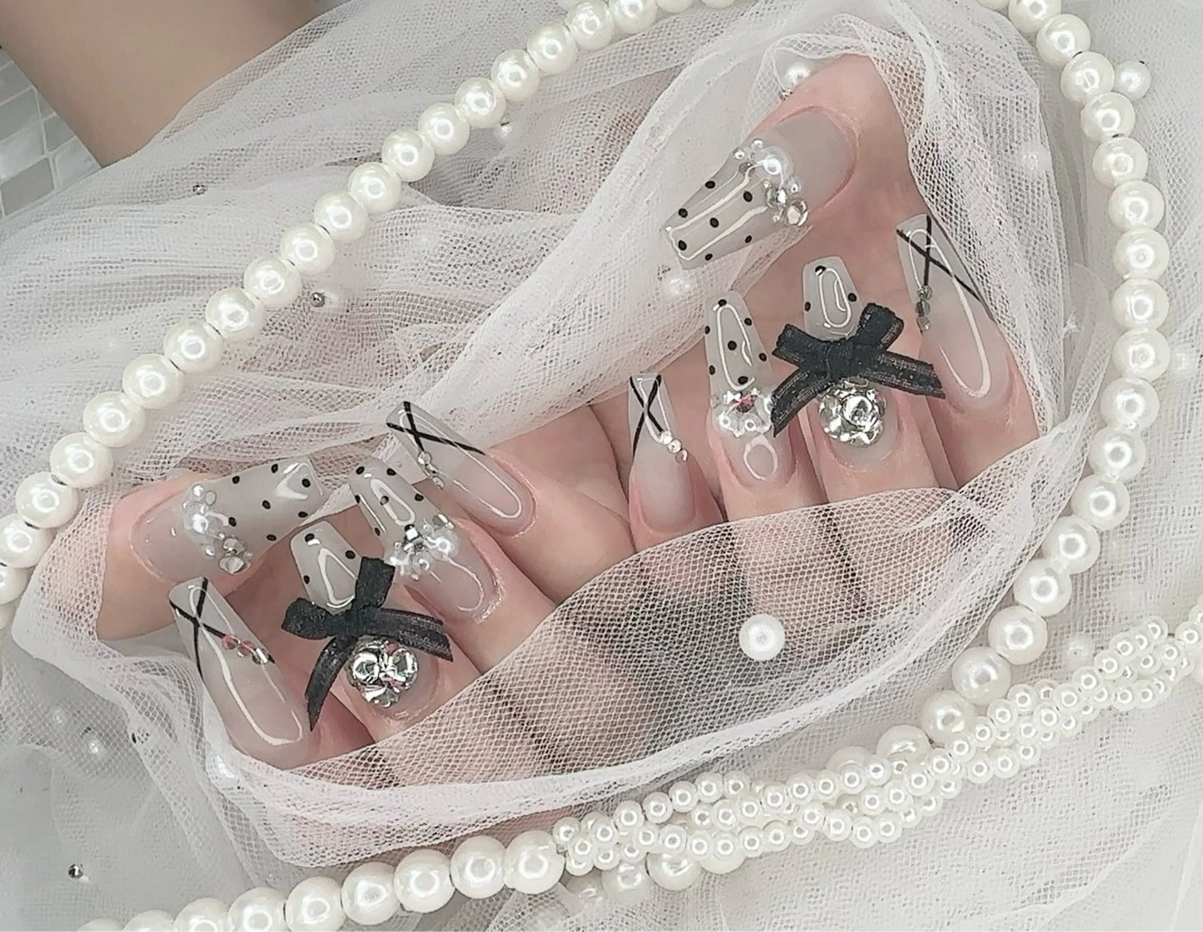 ネイル リボン ハンドネイル R salonのネイルデザイン