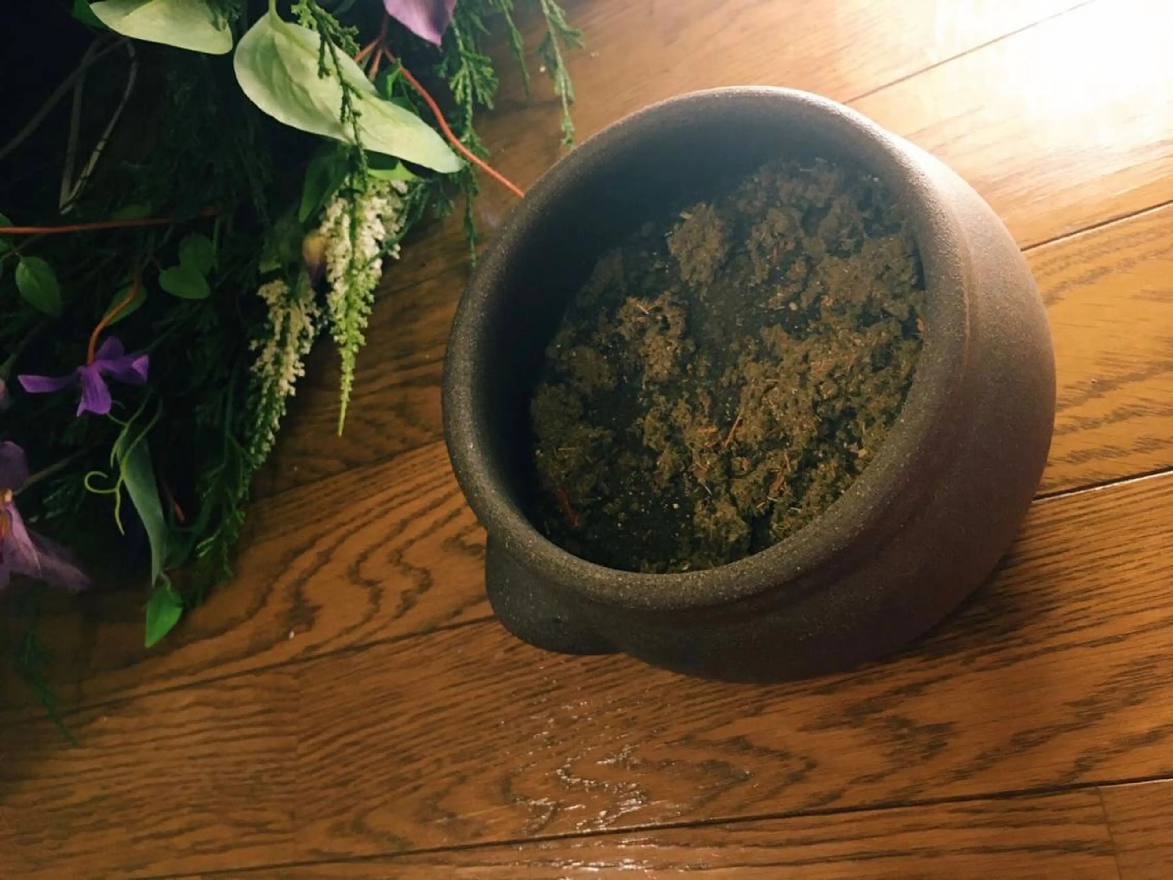 ショート カラー パーマ ヘアアレンジ メンズ キッズ ネイル マツエク・マツパ 強圧オールハンド痩身 片野のエステ・リラクイメージ