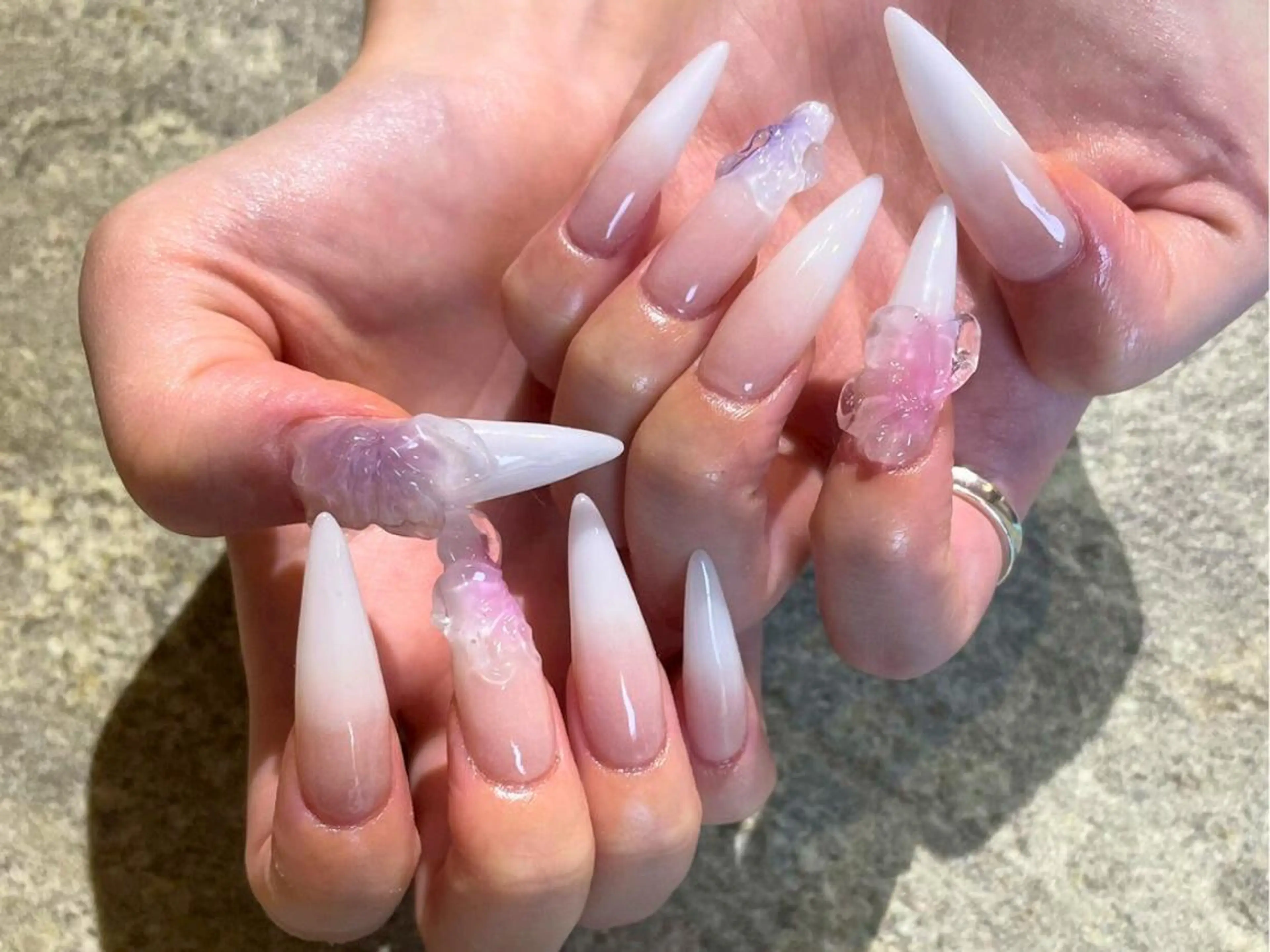 ネイル 【やり放題専門店】 スカルプ＆長さ出しのネイルデザイン