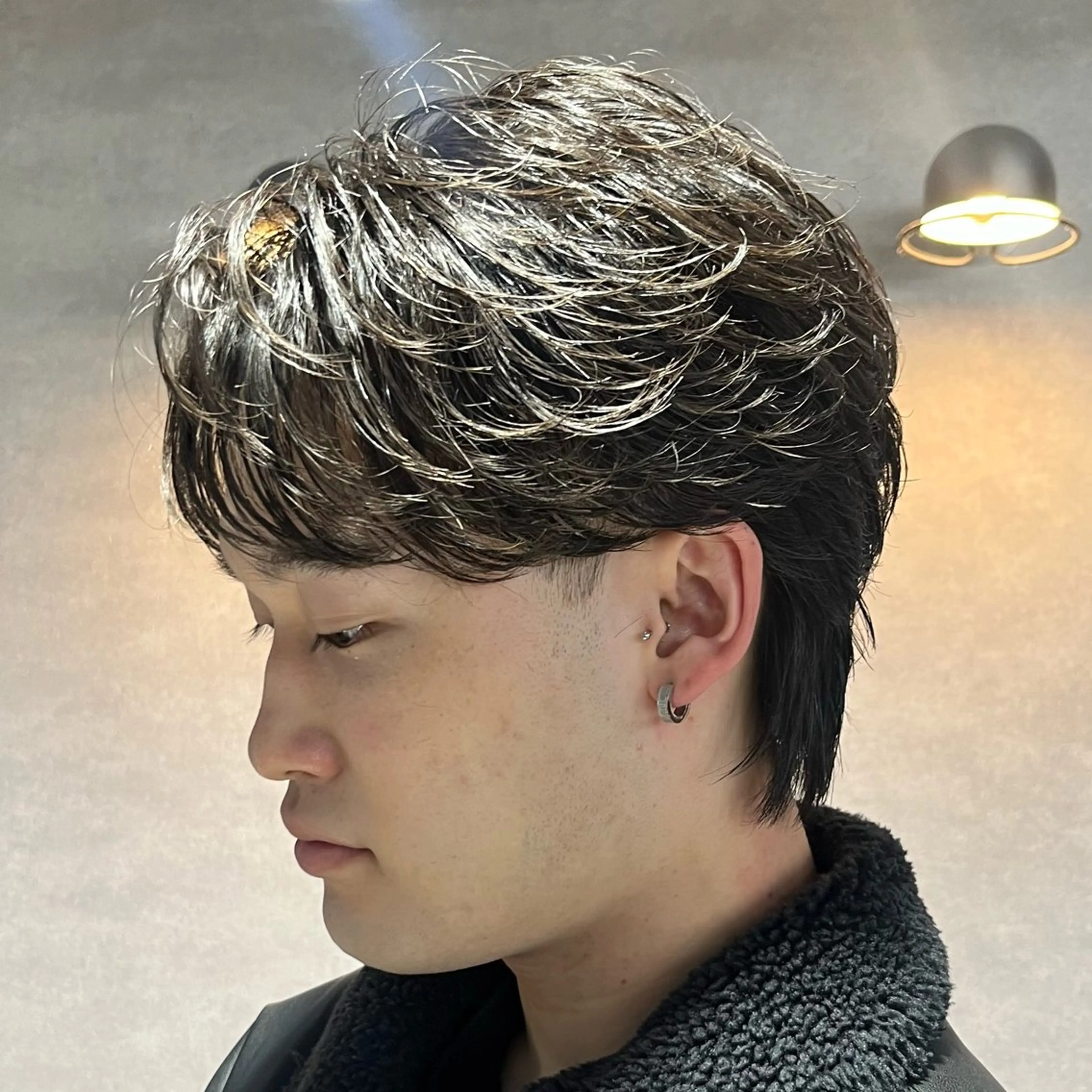 ショート カラー パーマ メンズ キッズ フェザーパーマ メンズパーマ カット パーマ センターパート マスターかずまのヘアスタイル