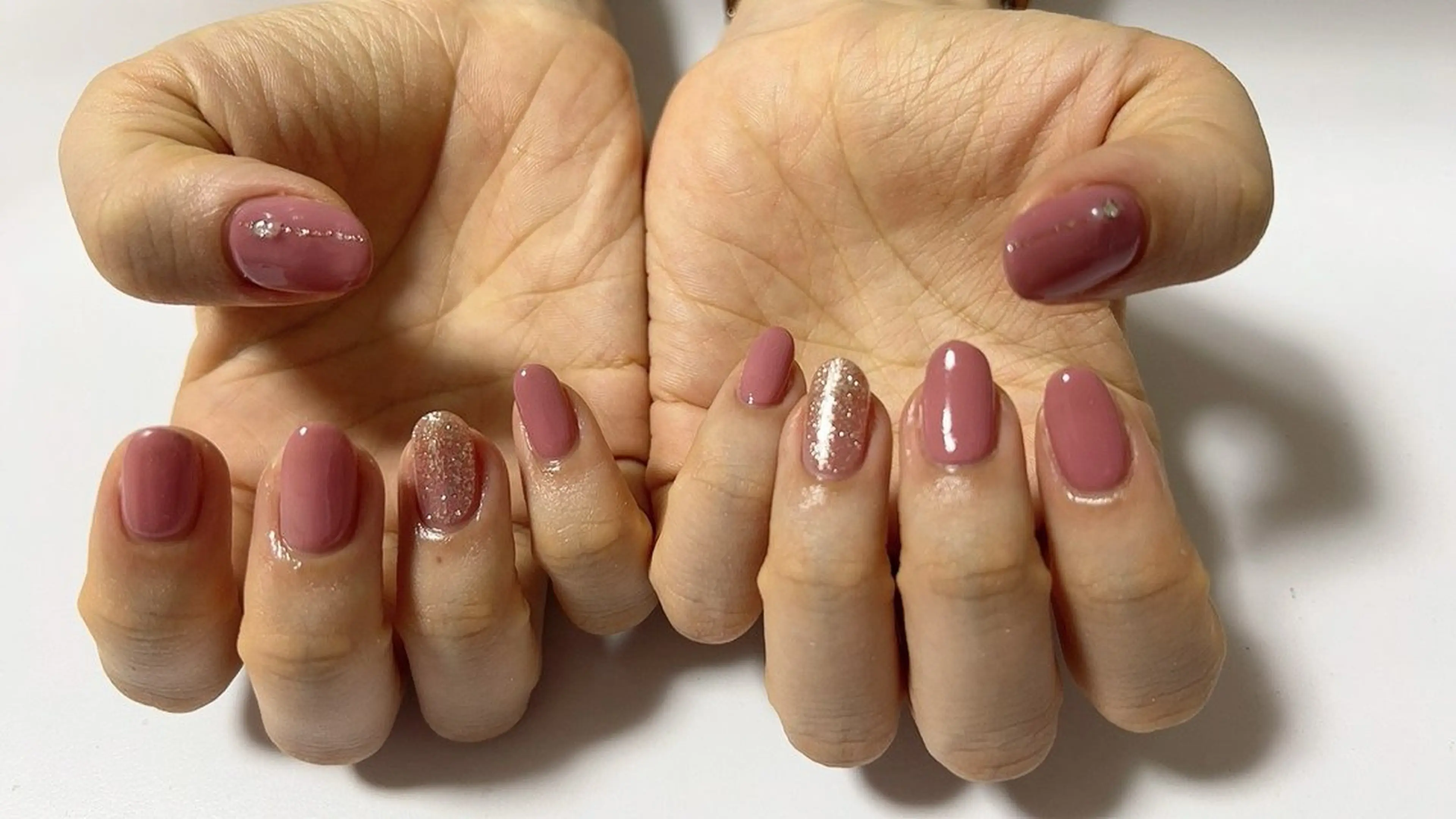 ネイル オーロラネイル フットネイル フレンチネイル ジェルネイル 韓国ネイル kikinail 溝の口のネイルデザイン