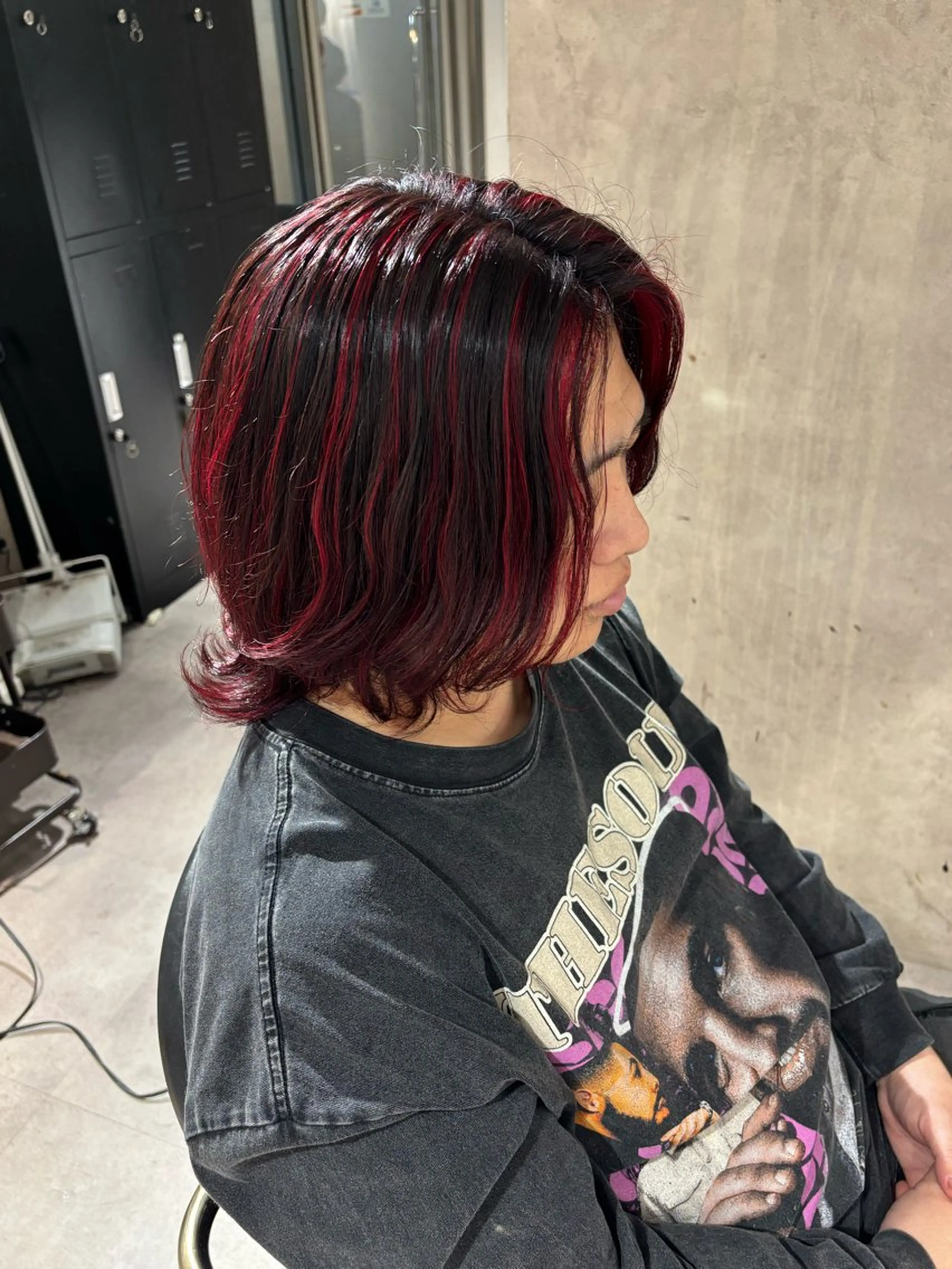 カラー メンズ ハイトーン YONIのヘアスタイル