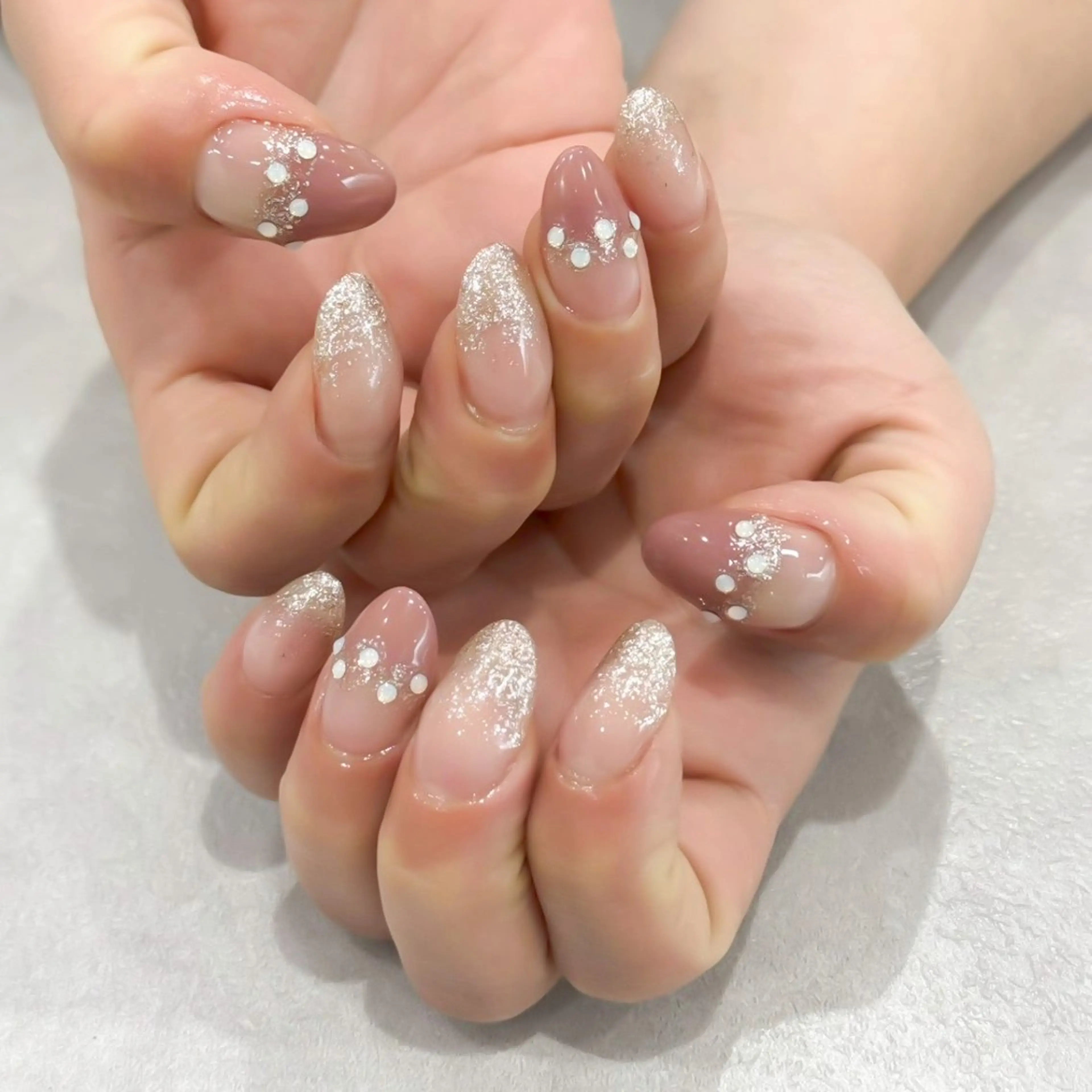 ネイル ハンドネイル ネイルサロン F.1stのネイルデザイン