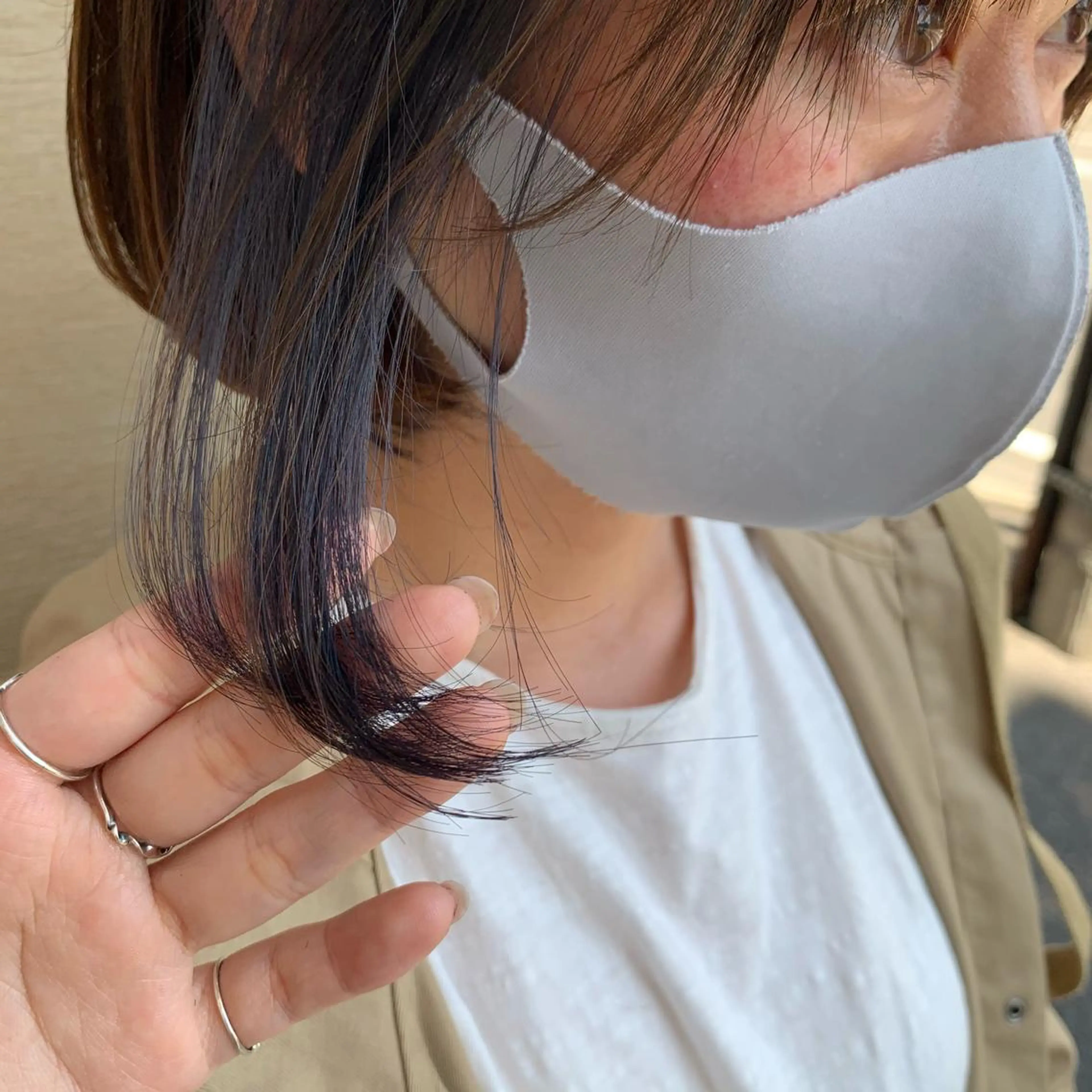 ミディアム カラー ブルーカラー ヘアカラー ウスイ ハルカのヘアスタイル