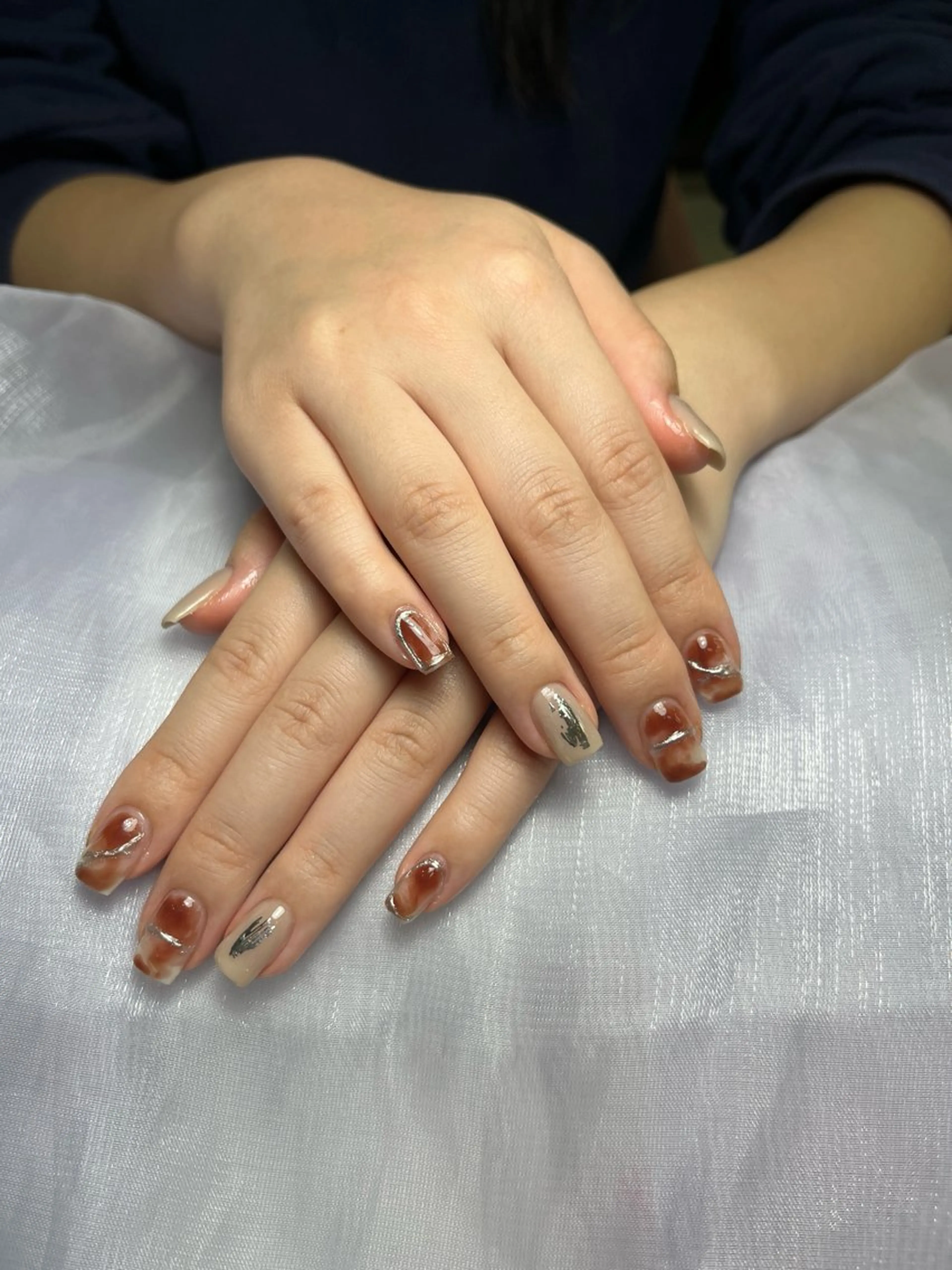 ネイル ハンドネイル ongles chicのネイルデザイン