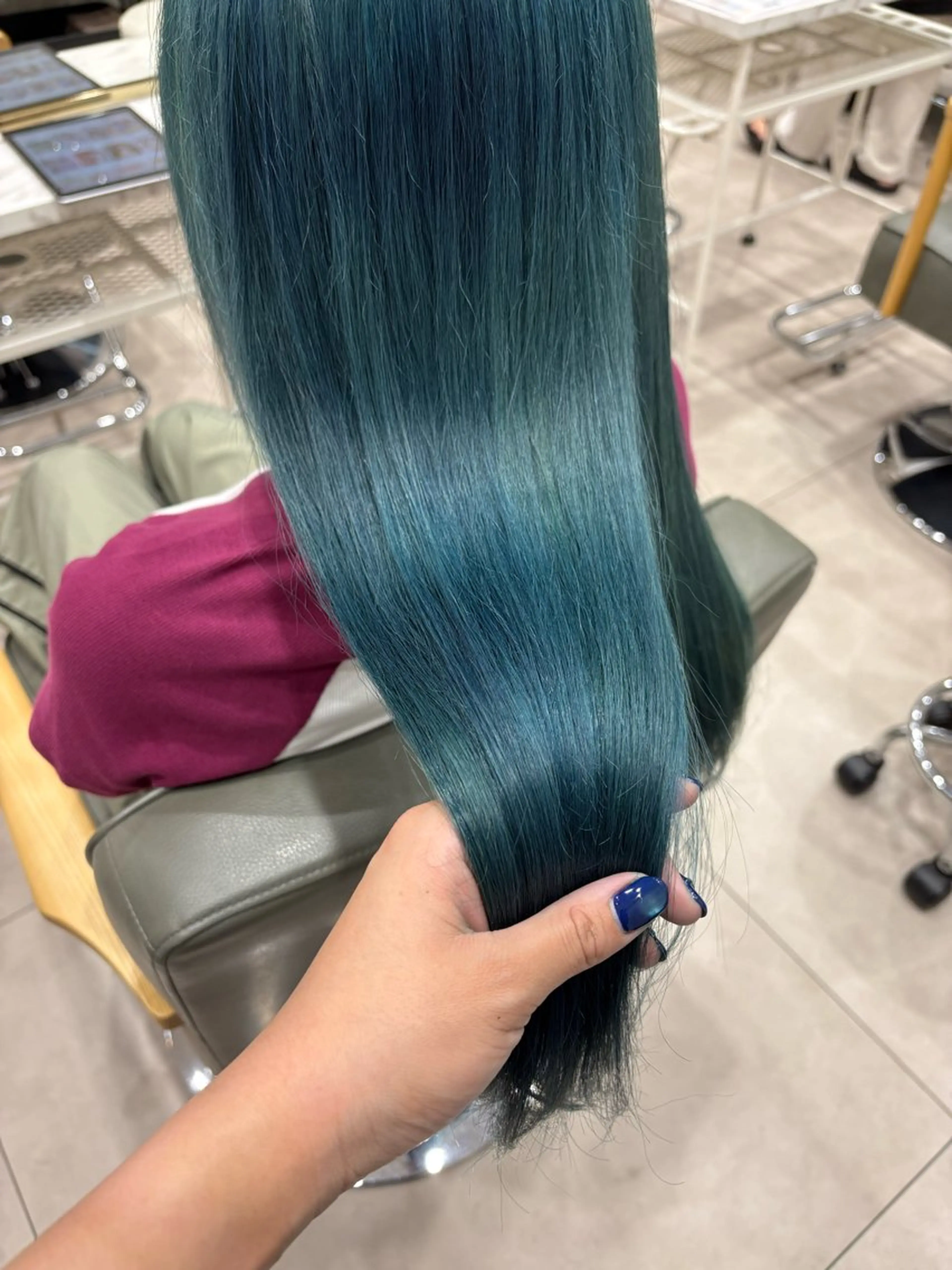 ロング カラー ヘアカラー トリートメント newi大分/ 磯部栞里／艶感カラーのヘアスタイル