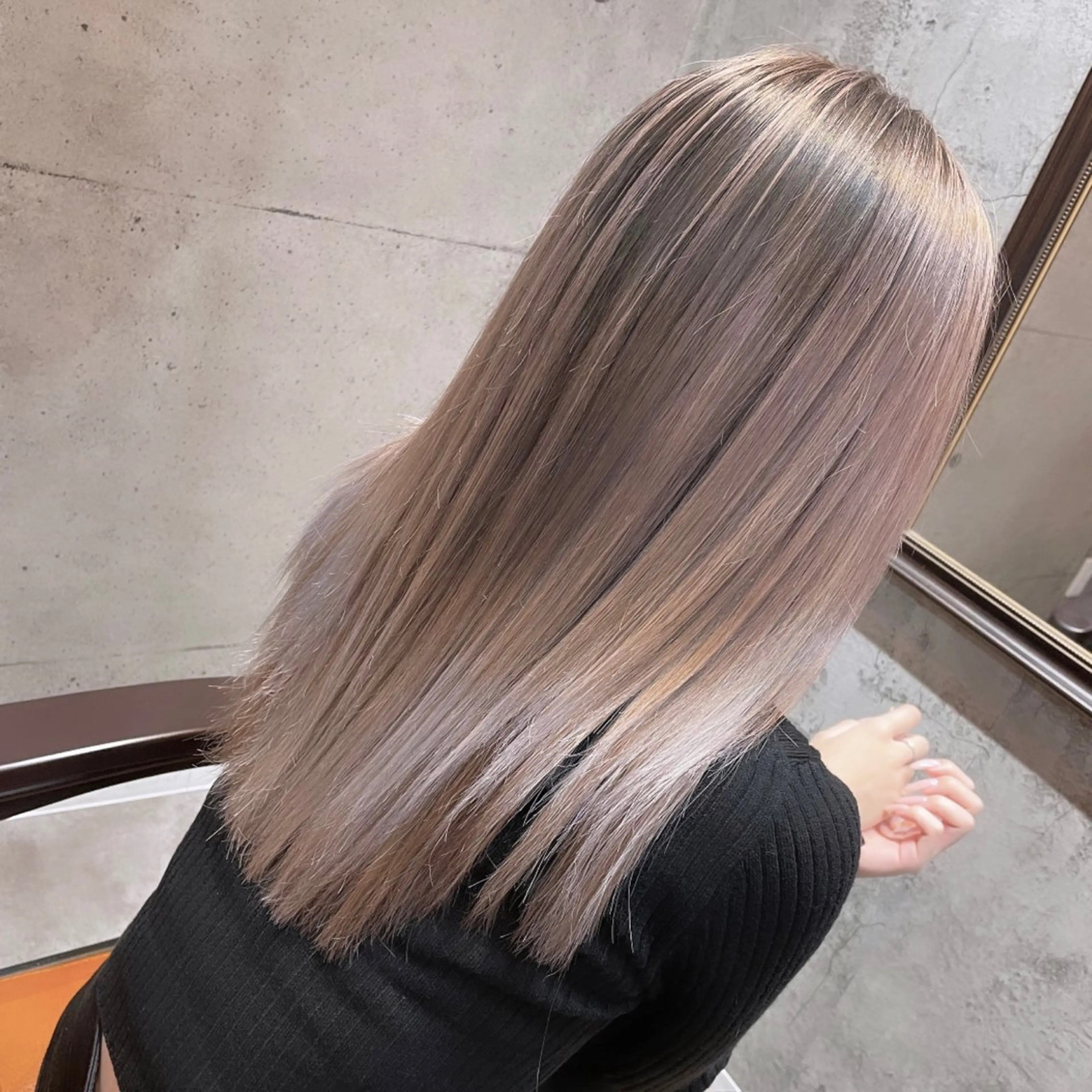 ロング カット ヘアカラー トリートメント N° jillva ♦️川端裕司♦️のヘアスタイル