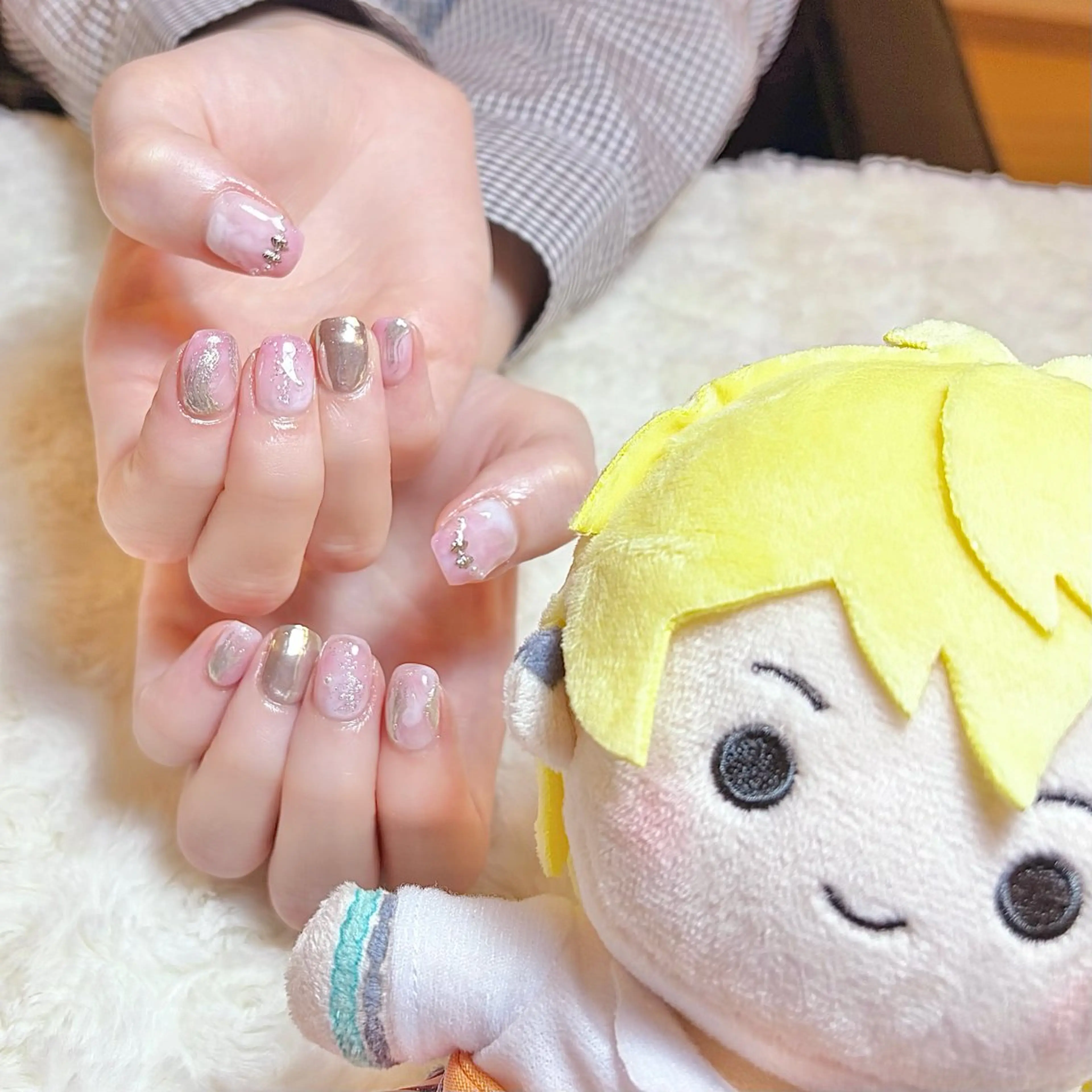 ネイル 持ち込み ニュアンスネイル ハンドネイル Naruse Momoのネイルデザイン