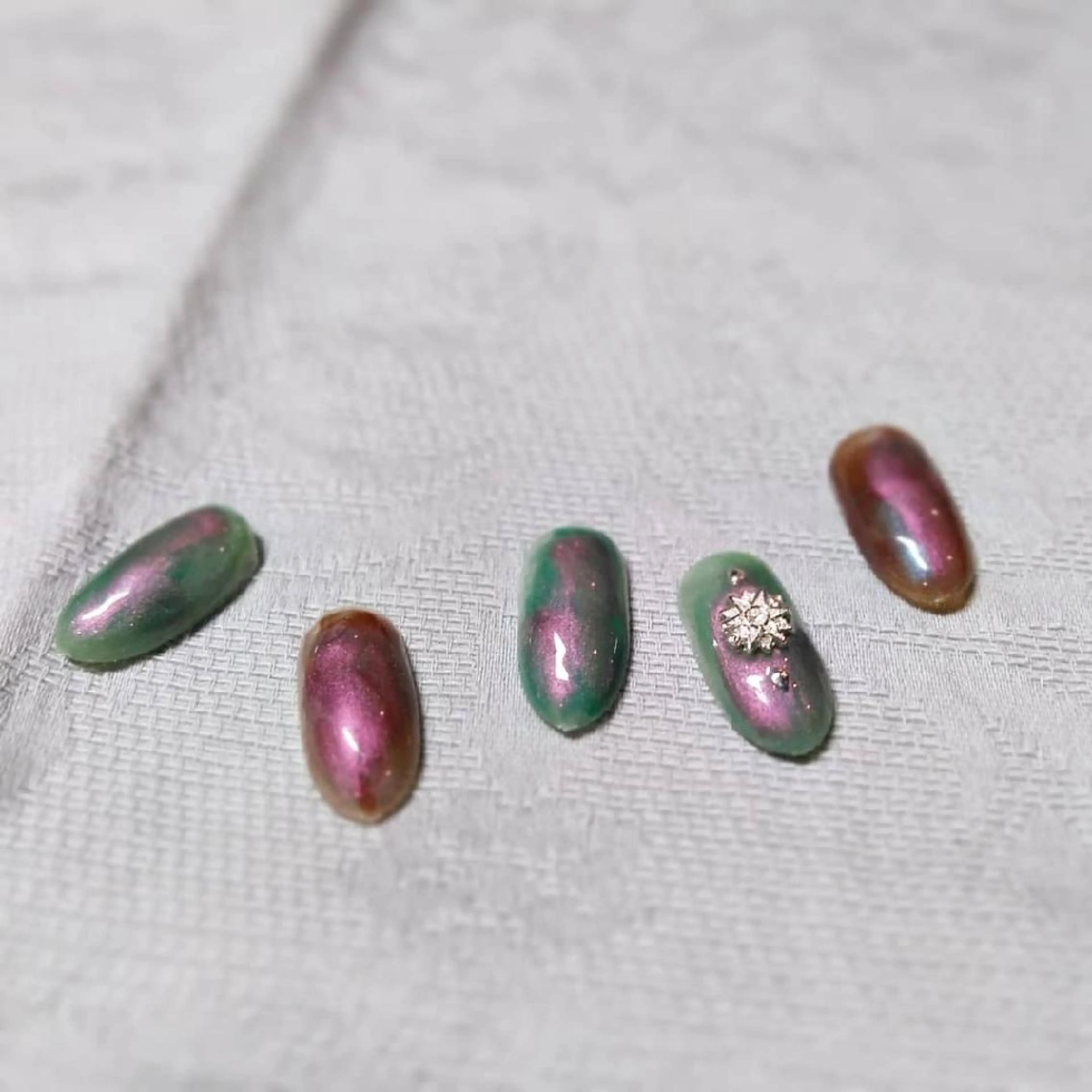 ネイル ハンドネイル ハンドケア lylynail YUUKAのネイルデザイン