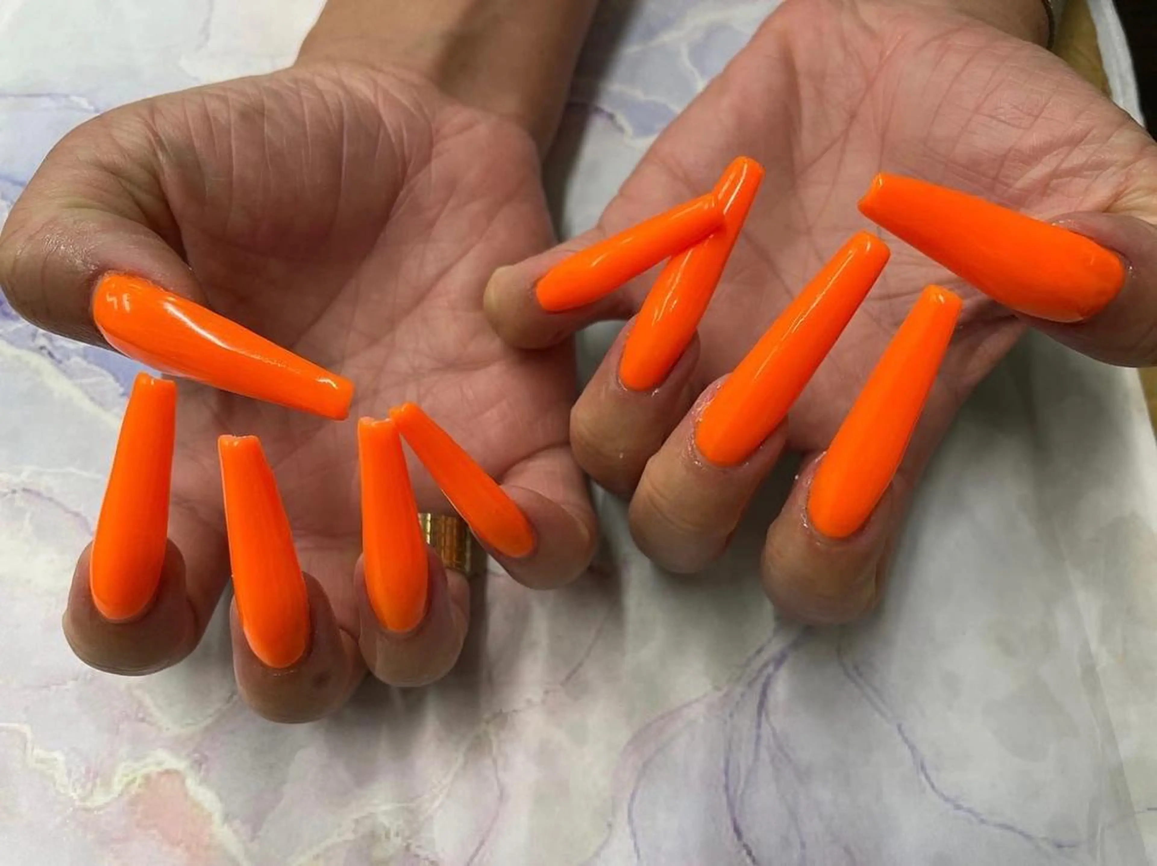 ロング アクアライズ所属・アクア ライズのネイルデザイン