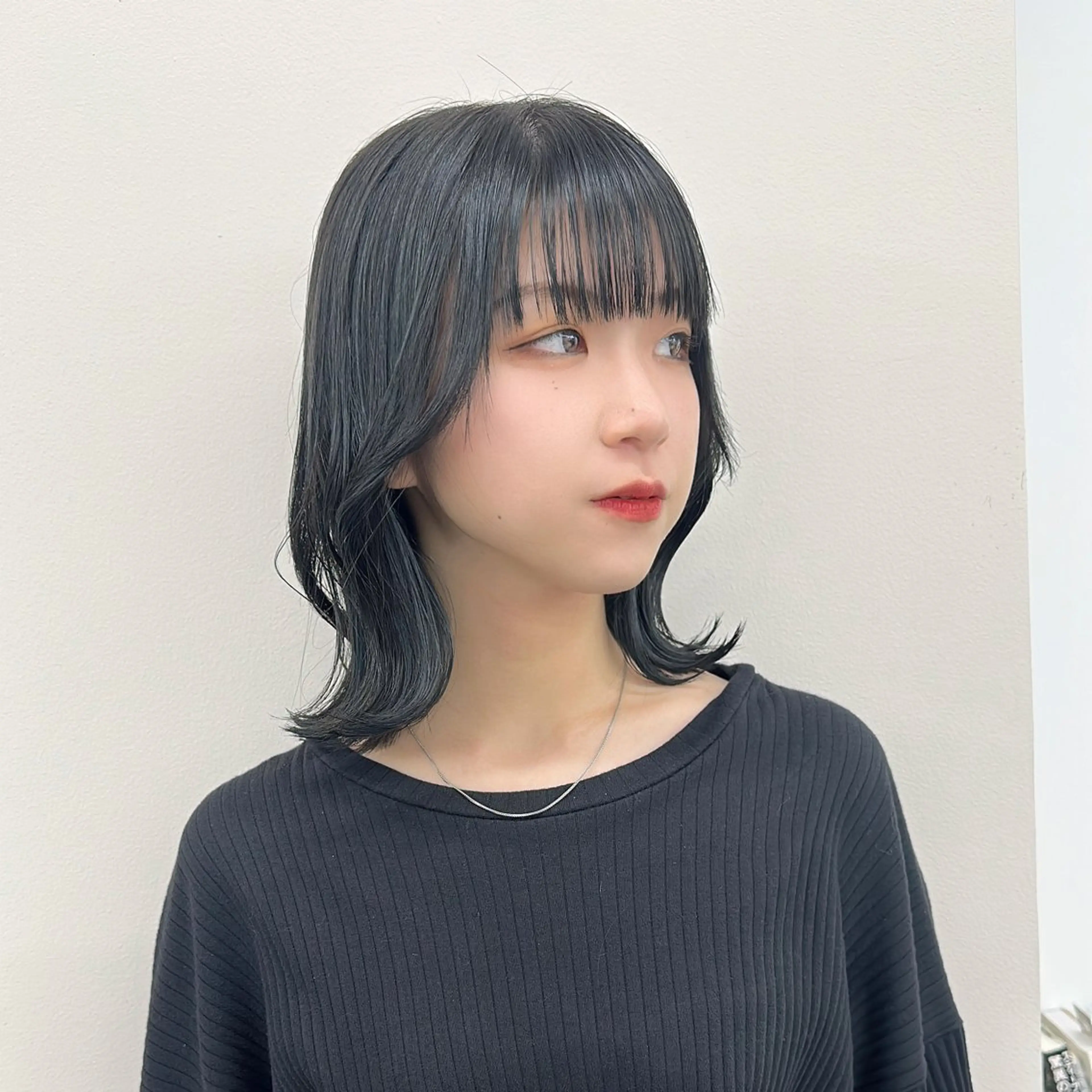 ミディアム カラー カット ヘアカラー トリートメント ブリーチなし/レイヤ ー特化🌈Tommyのヘアスタイル