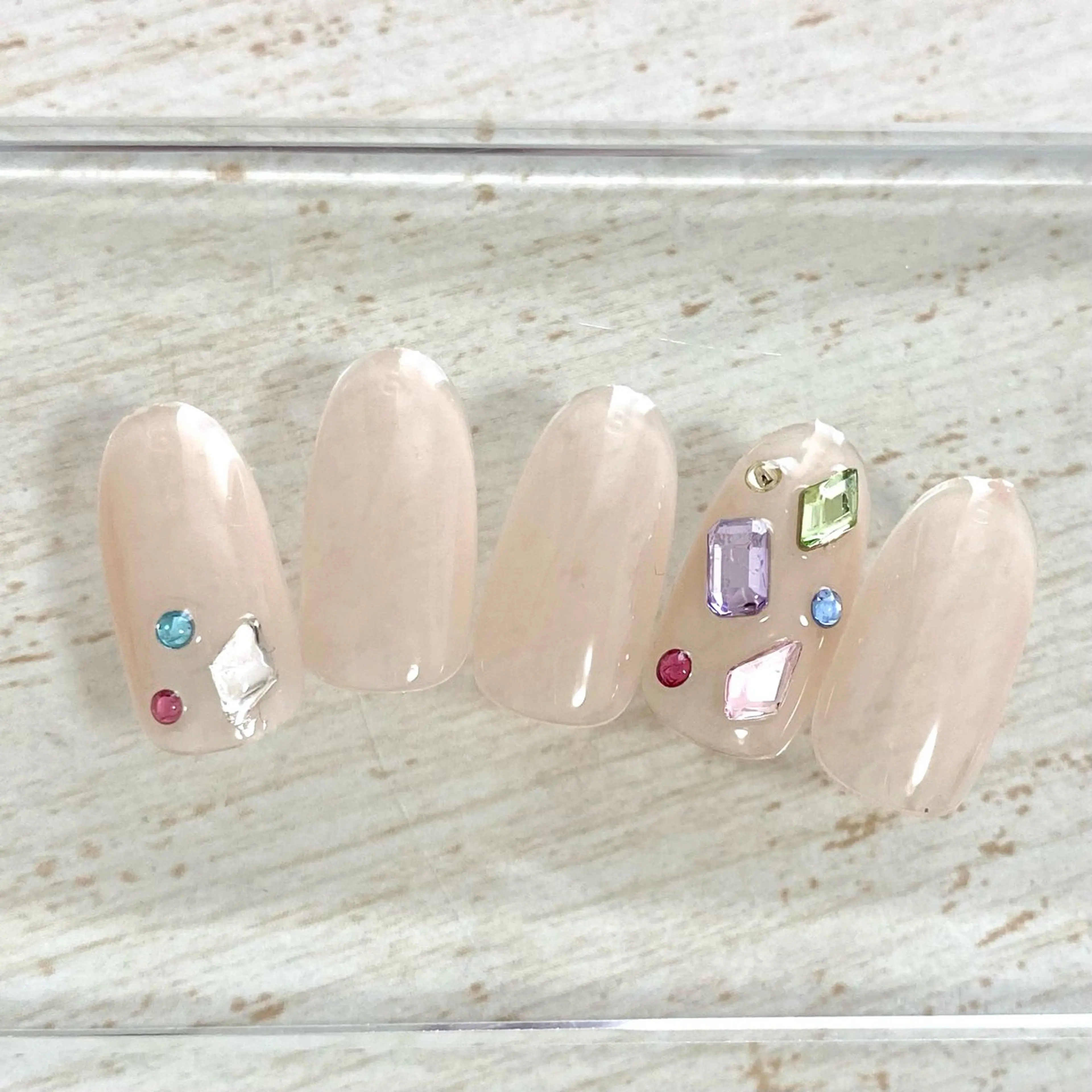 ネイル クリアネイル 韓国ネイル ワンカラーネイル シンプルネイル GOTODAY 表参道Colore店所属・Aoi💅🏻 表参道のネイルデザイン