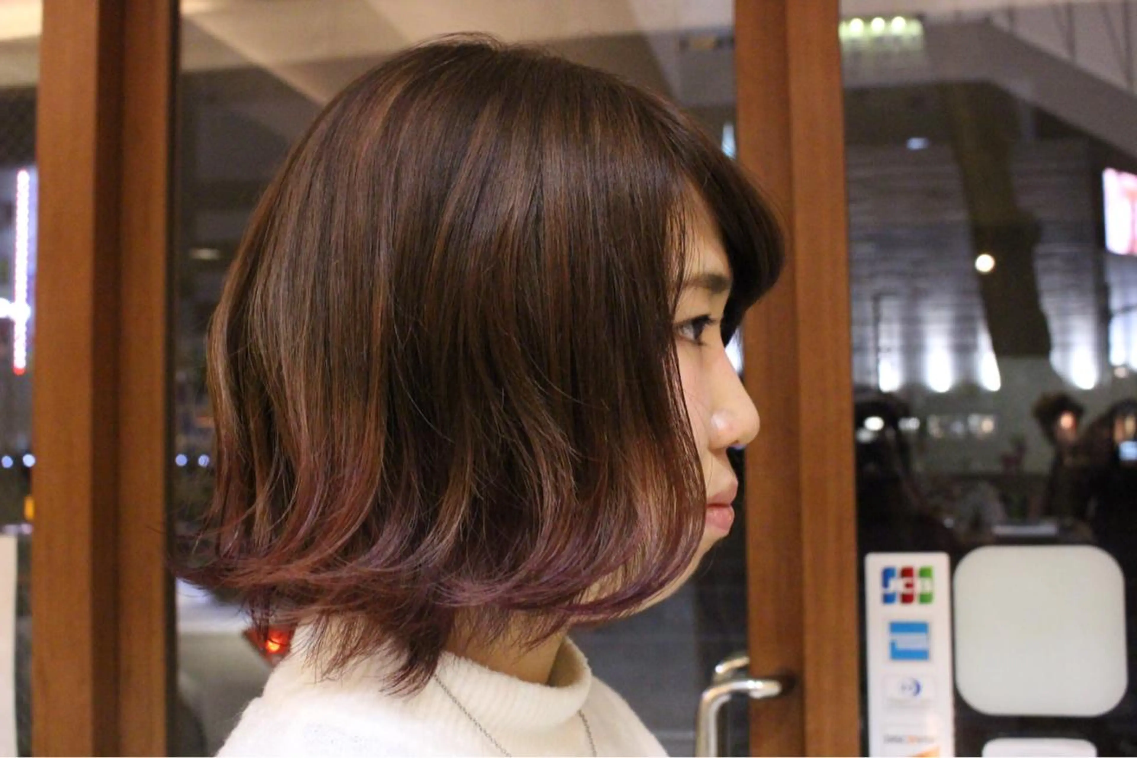 ショート カラー グラデーションカラー ピンクカラー ピンクパープル パープルカラー 松本 美香のヘアスタイル