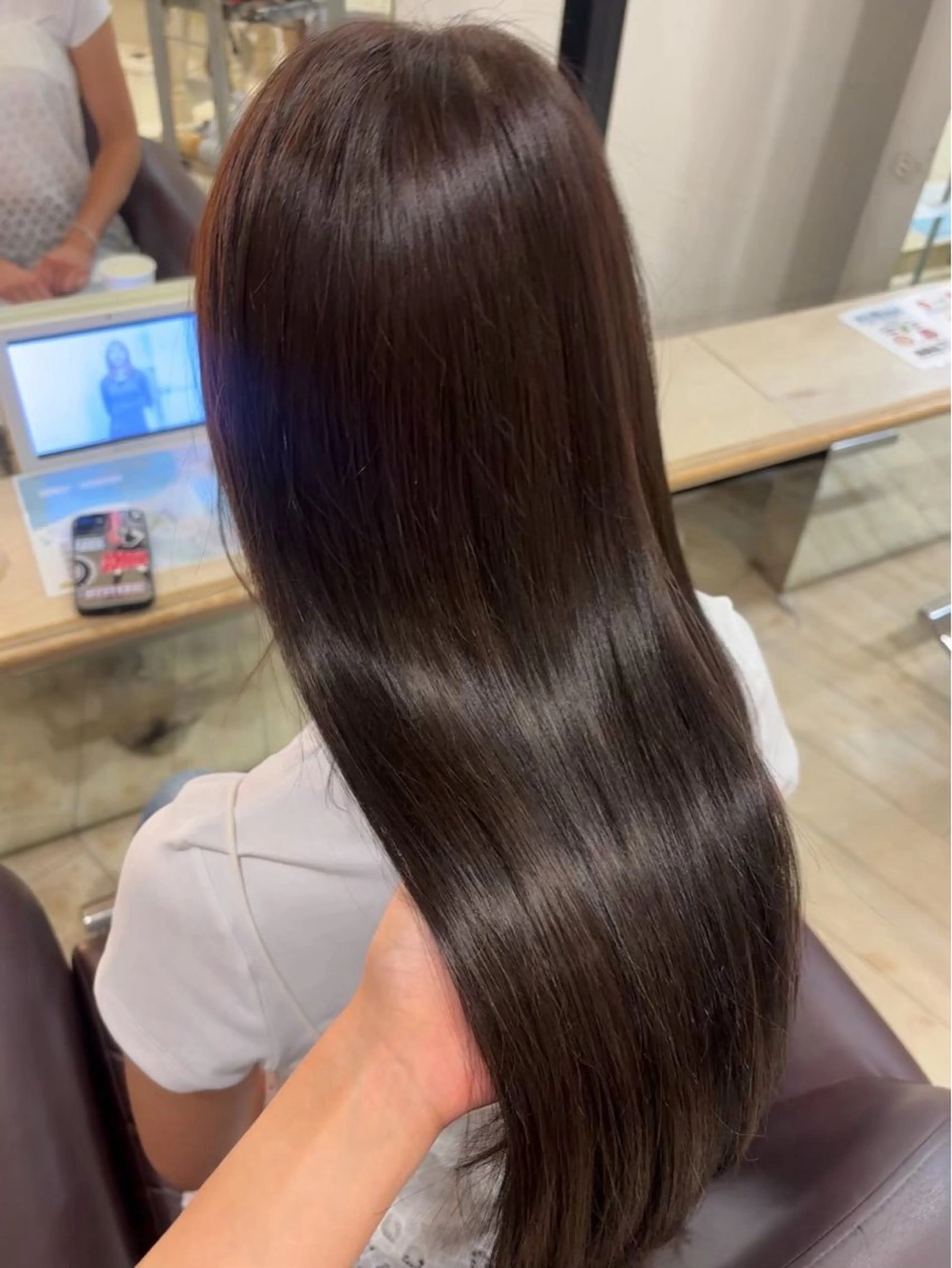 ロング カラー ブラウンカラー ヘアカラー エクステ🫧アレンジ ￤横浜  ももはのヘアスタイル