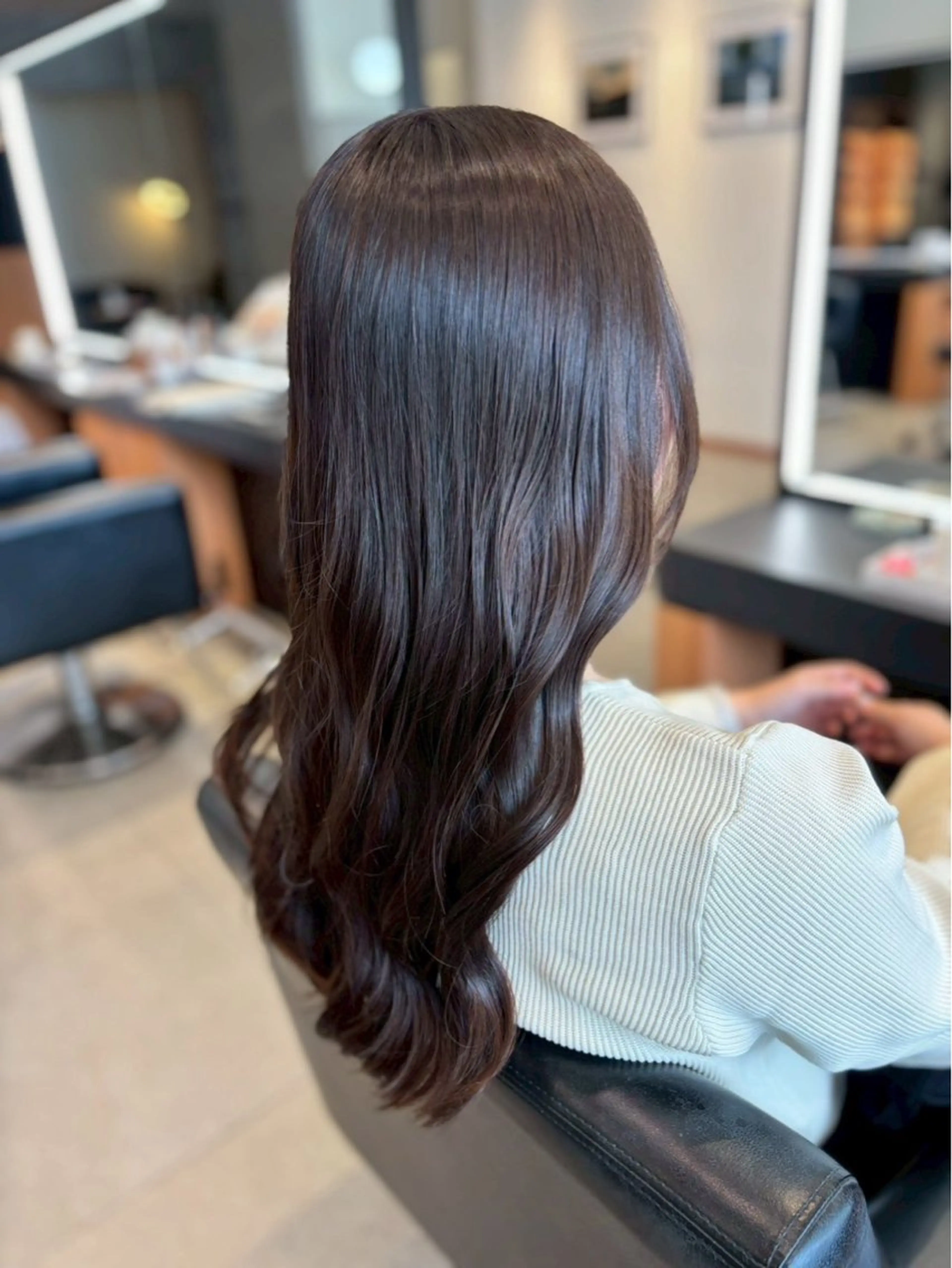 ロング さくらこ/オリーブ カラー/カラーモデルのヘアスタイル