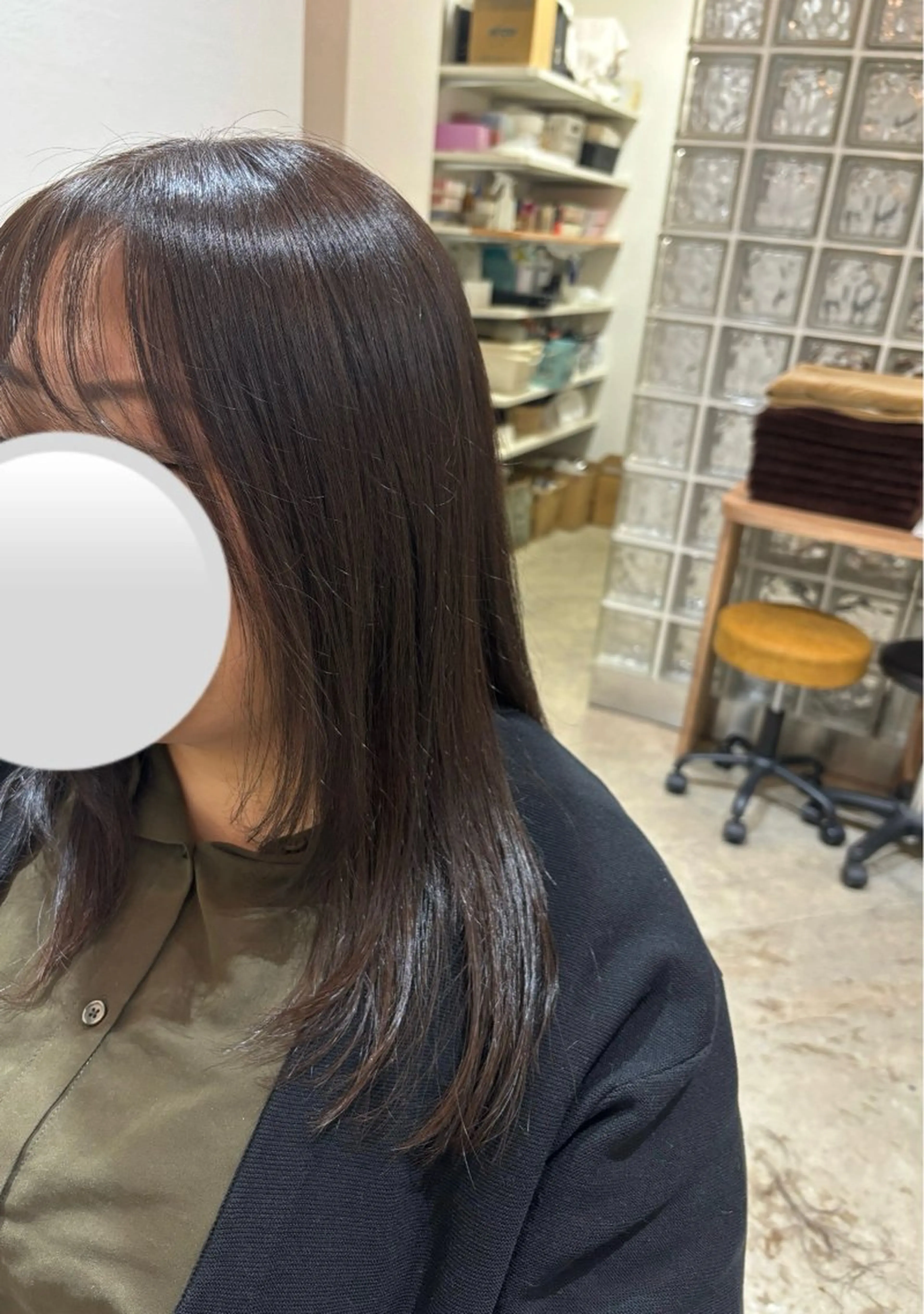 ロング レイヤーカット 佐藤 優里のヘアスタイル