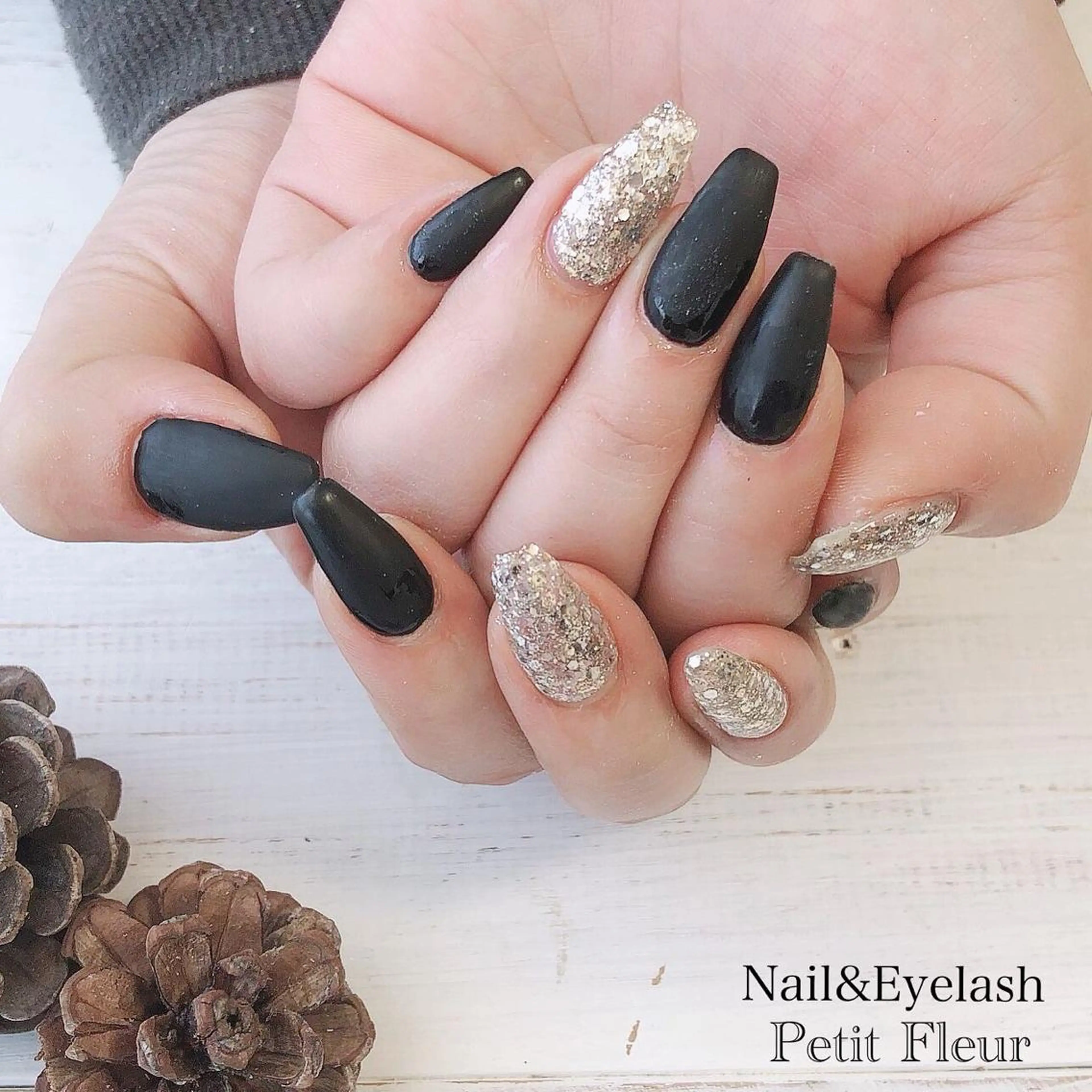 ネイル Petit Fleur所属・青柳 亜梨奈のマツエク・マツパデザイン