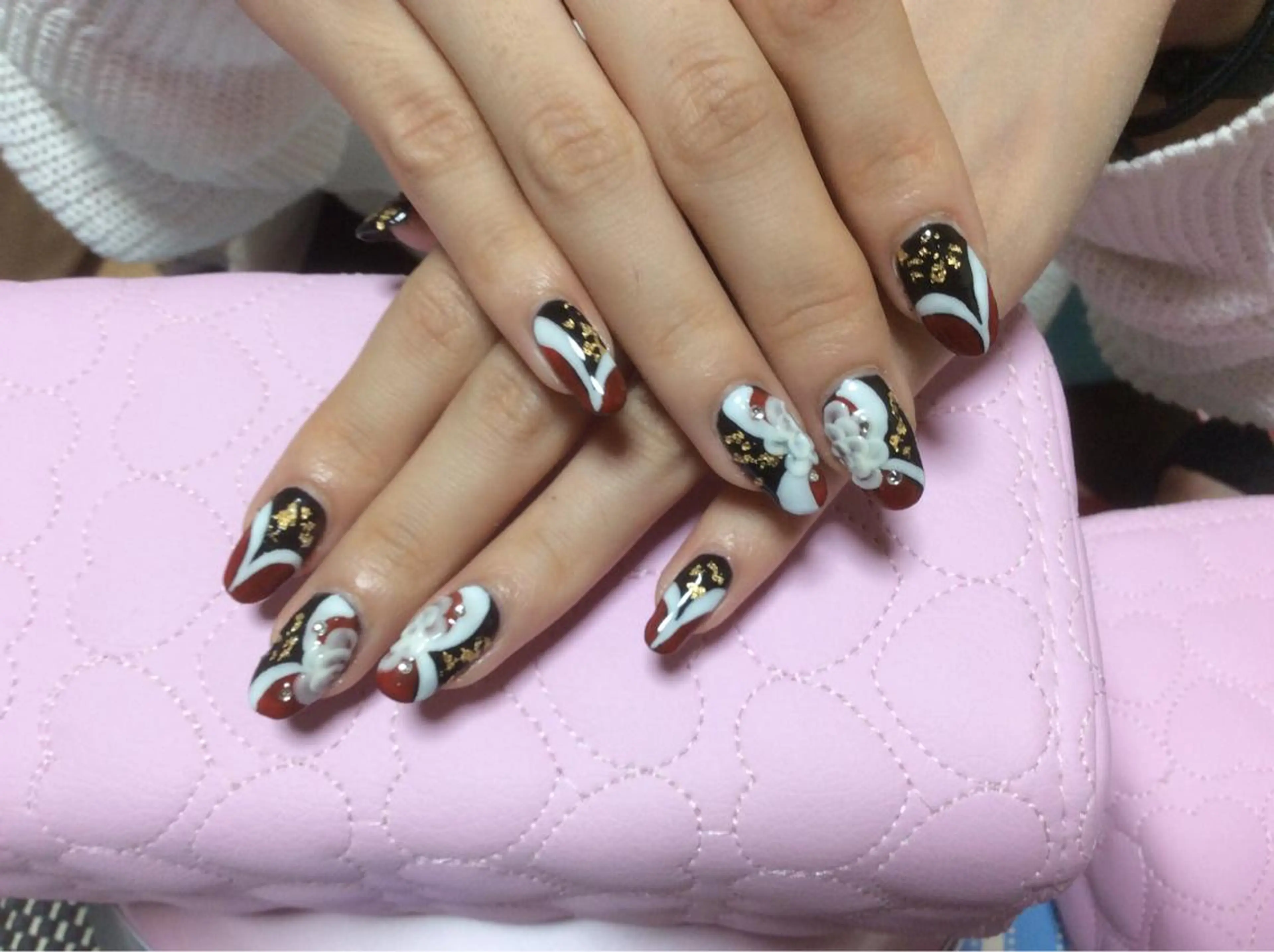 ネイル フラワー ムーンのネイルデザイン