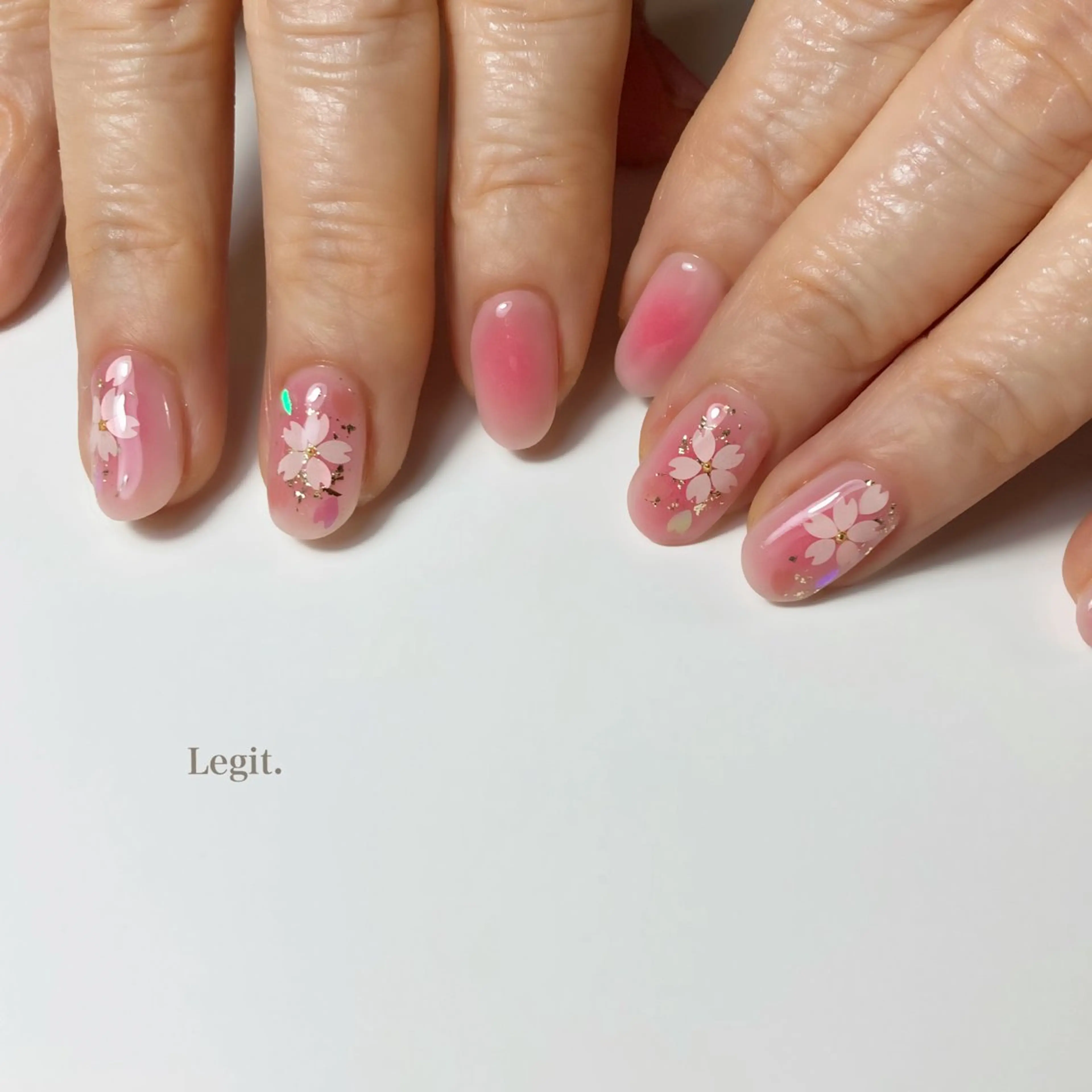 ネイル Legit nail salonのネイルデザイン