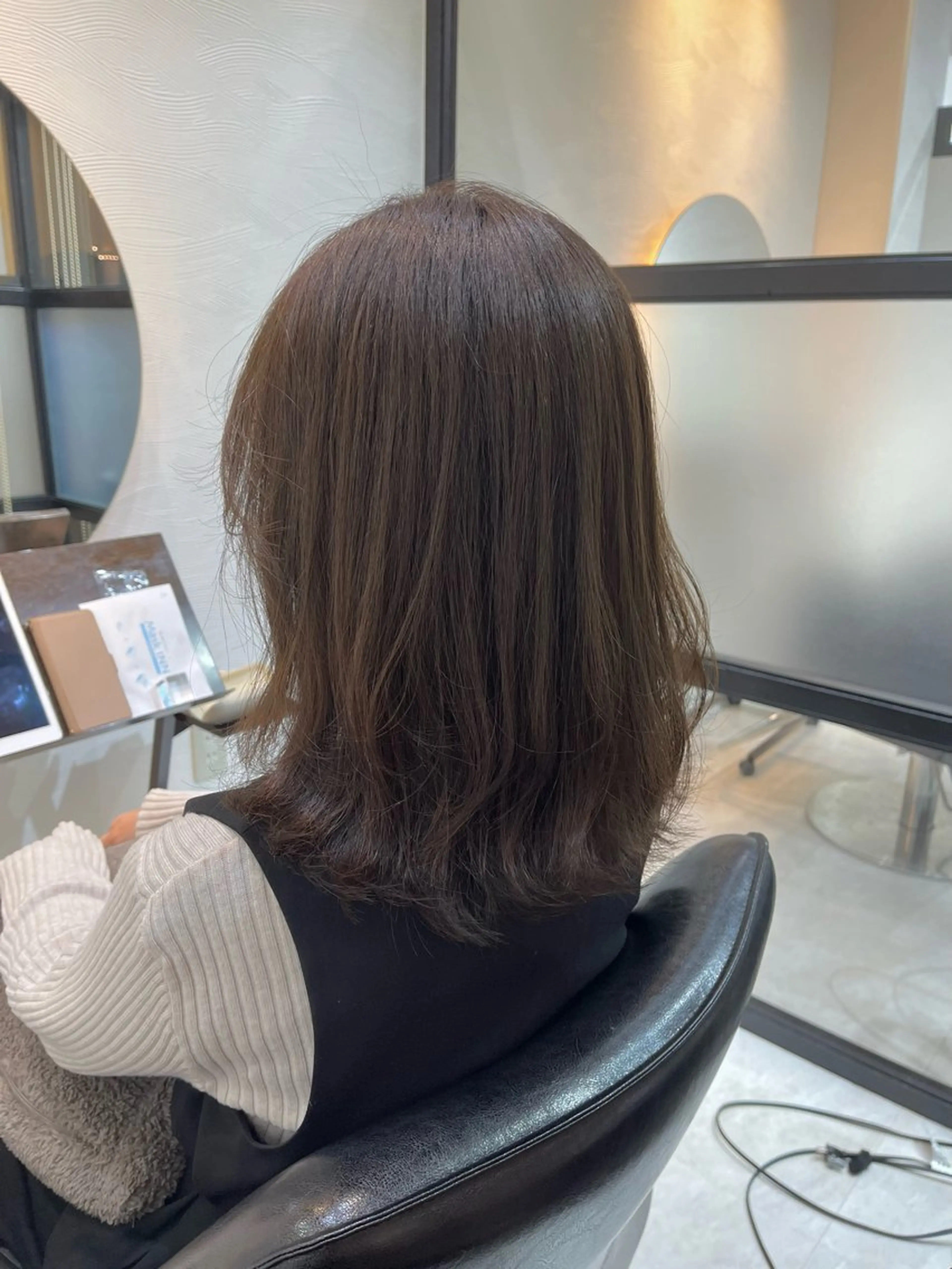 ミディアム カラー カット ヘアカラー トリートメント 【ニュアンスカラー・ 髪質改善】スズキカナのヘアスタイル