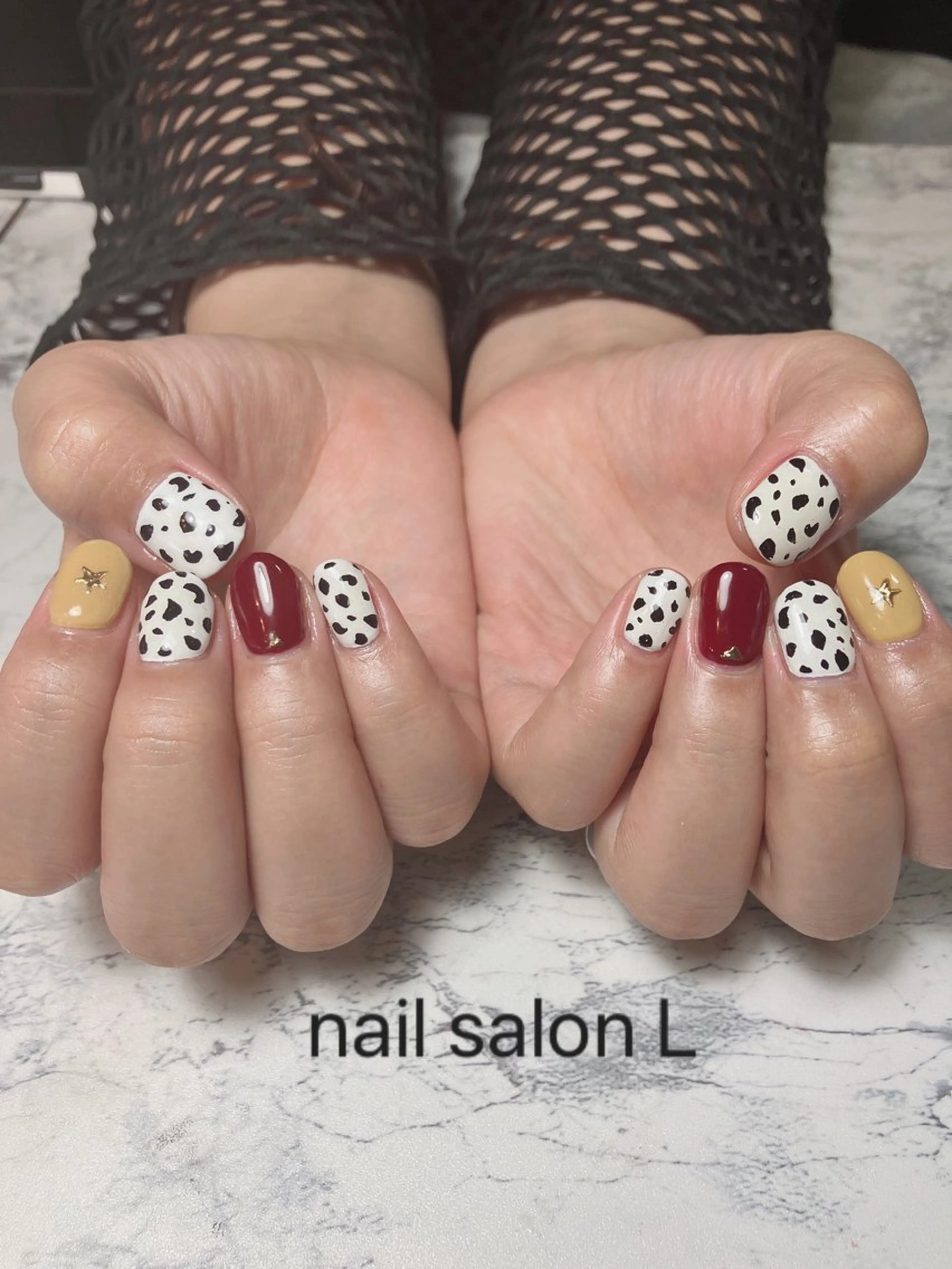 ネイル アニマル柄 アートネイル ハンドネイル 吉川市 ネイルサロンLのネイルデザイン