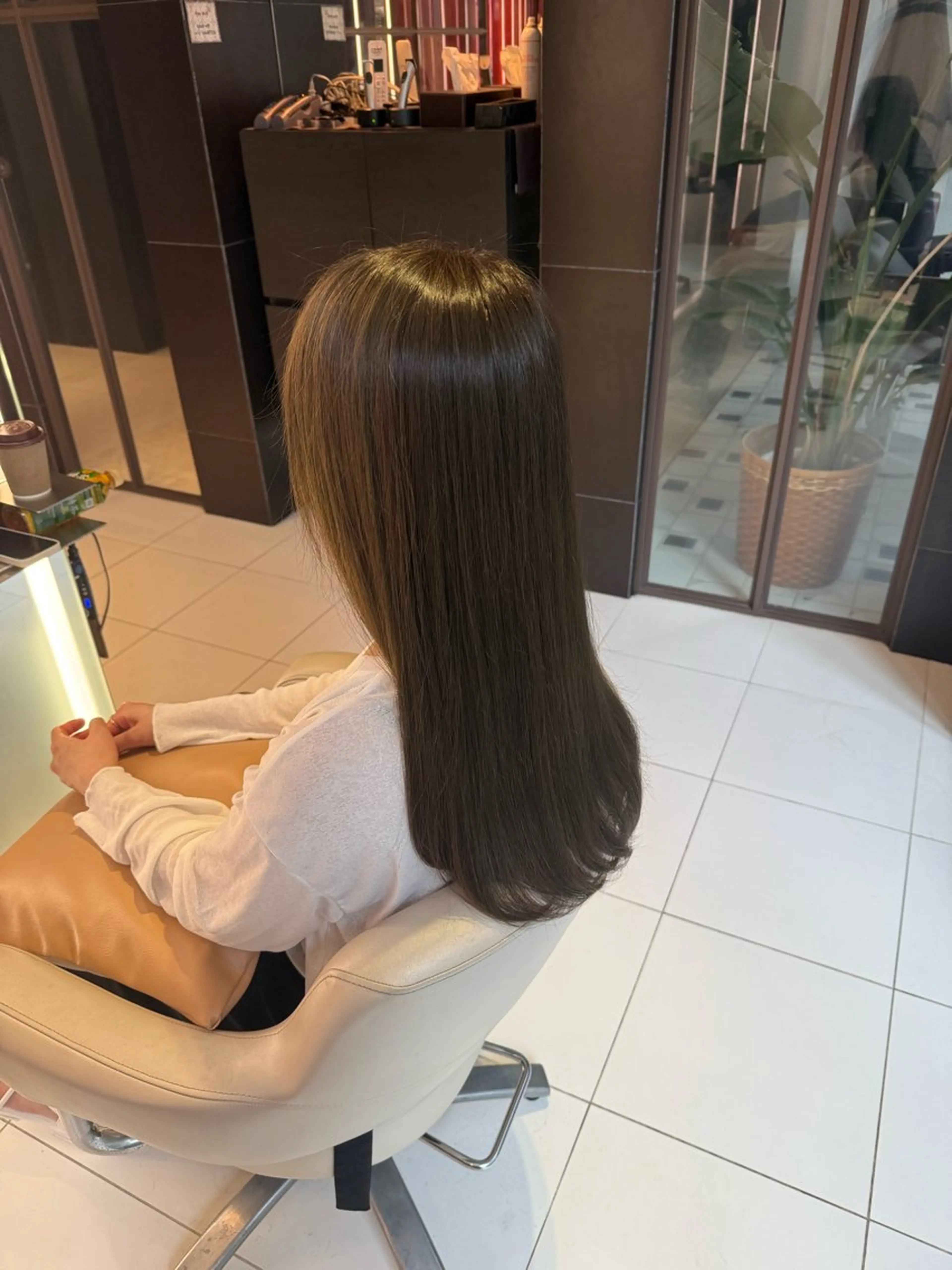 ロング カラー 柔らか×艶カラー 🍊ayano🤍のヘアスタイル