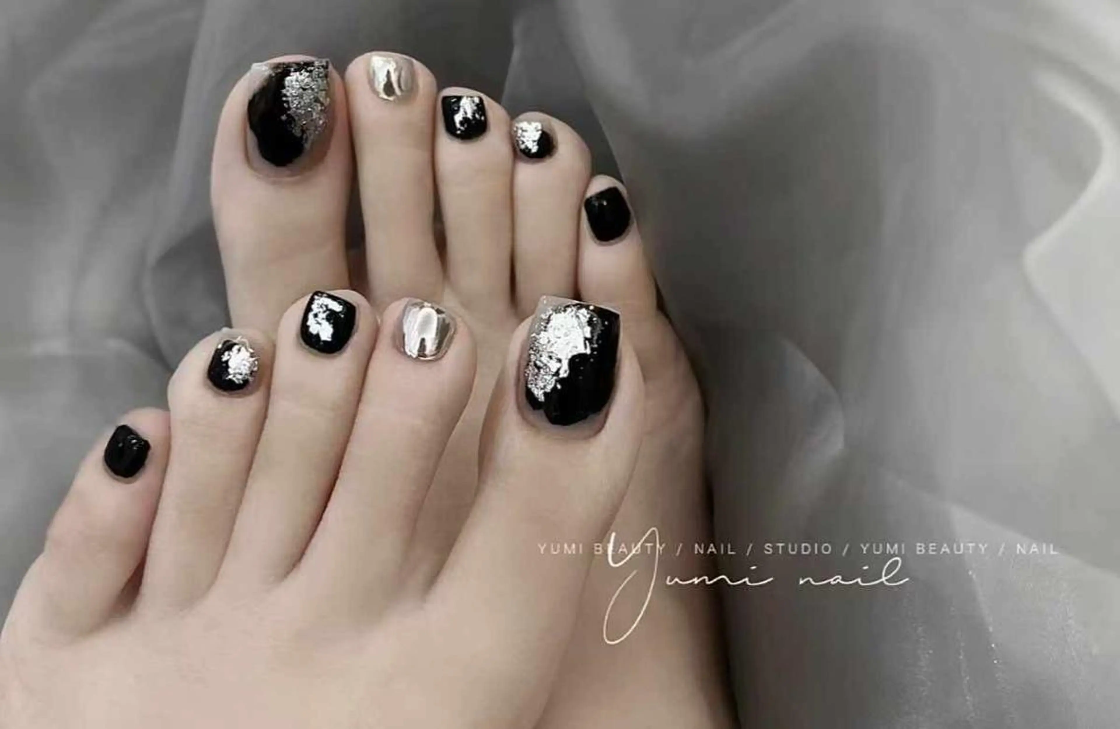 ネイル VIVIAN リサのネイルデザイン