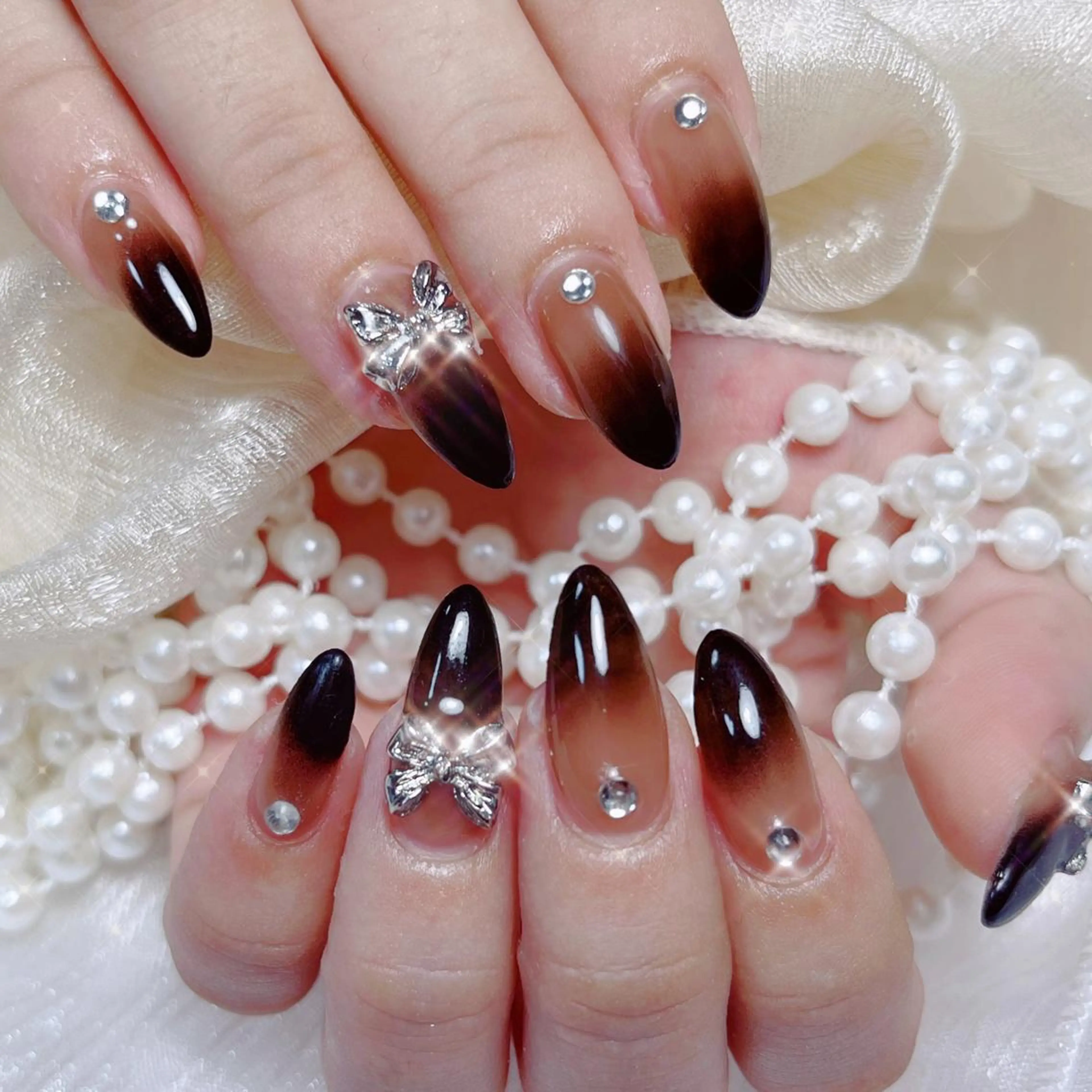 ネイル ハンドネイル queens nailsalonのネイルデザイン