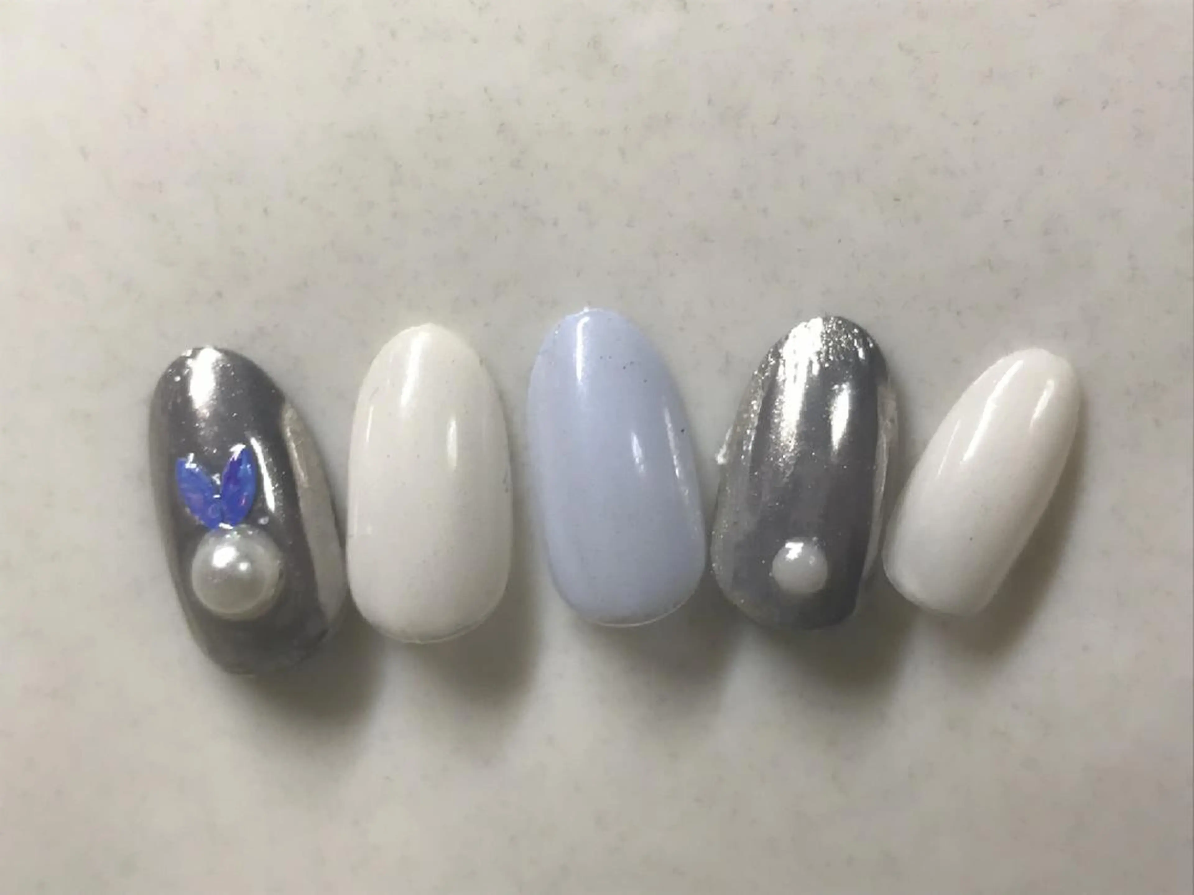 ネイル ミラーネイル 川岡 香を里のネイルデザイン