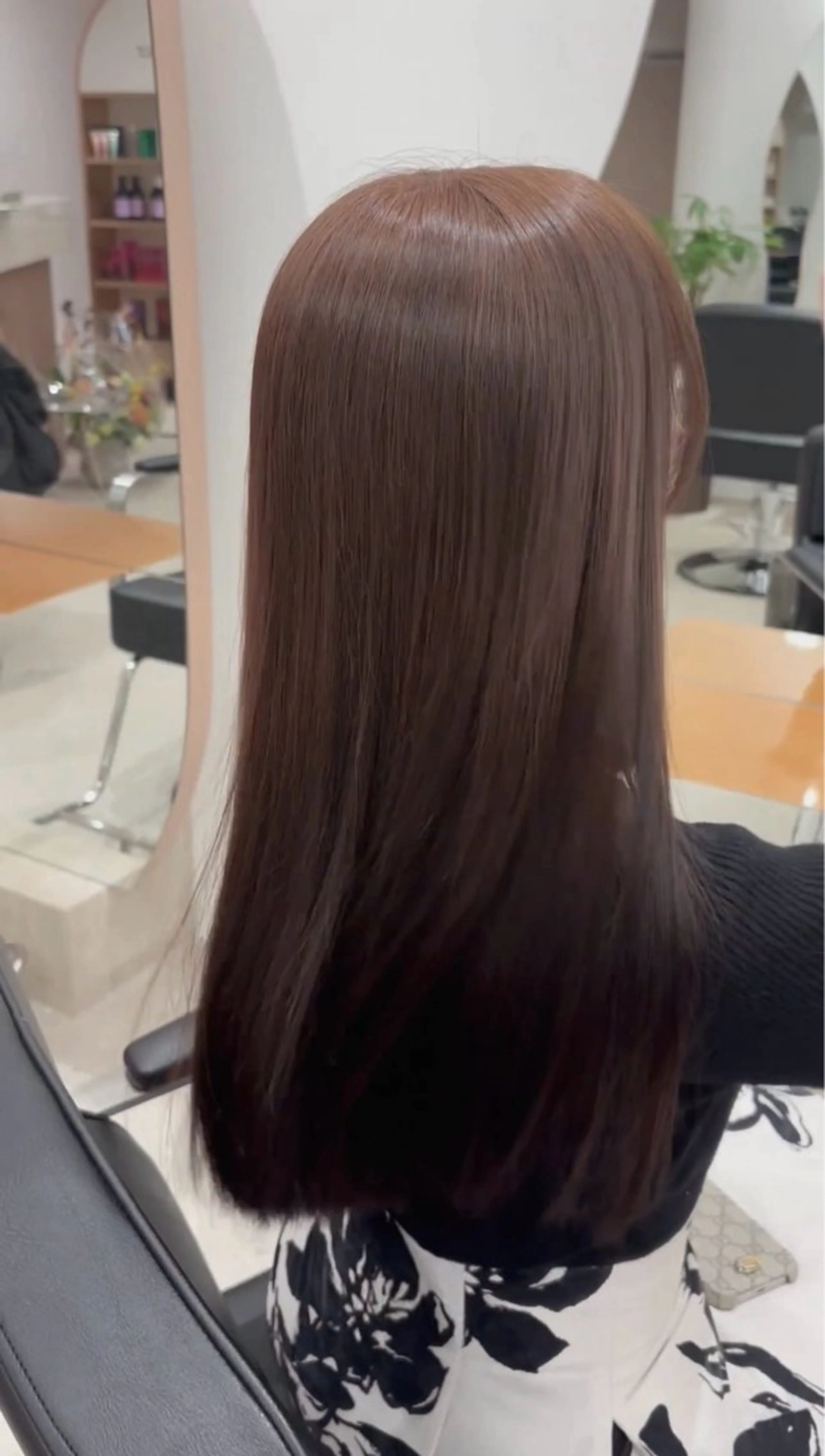 ロング カラー ブリーチ グレージュ ラベンダーカラー ラベンダーグレージュ ラベンダーグレー ボブ 西宮北口/みなみのヘアスタイル