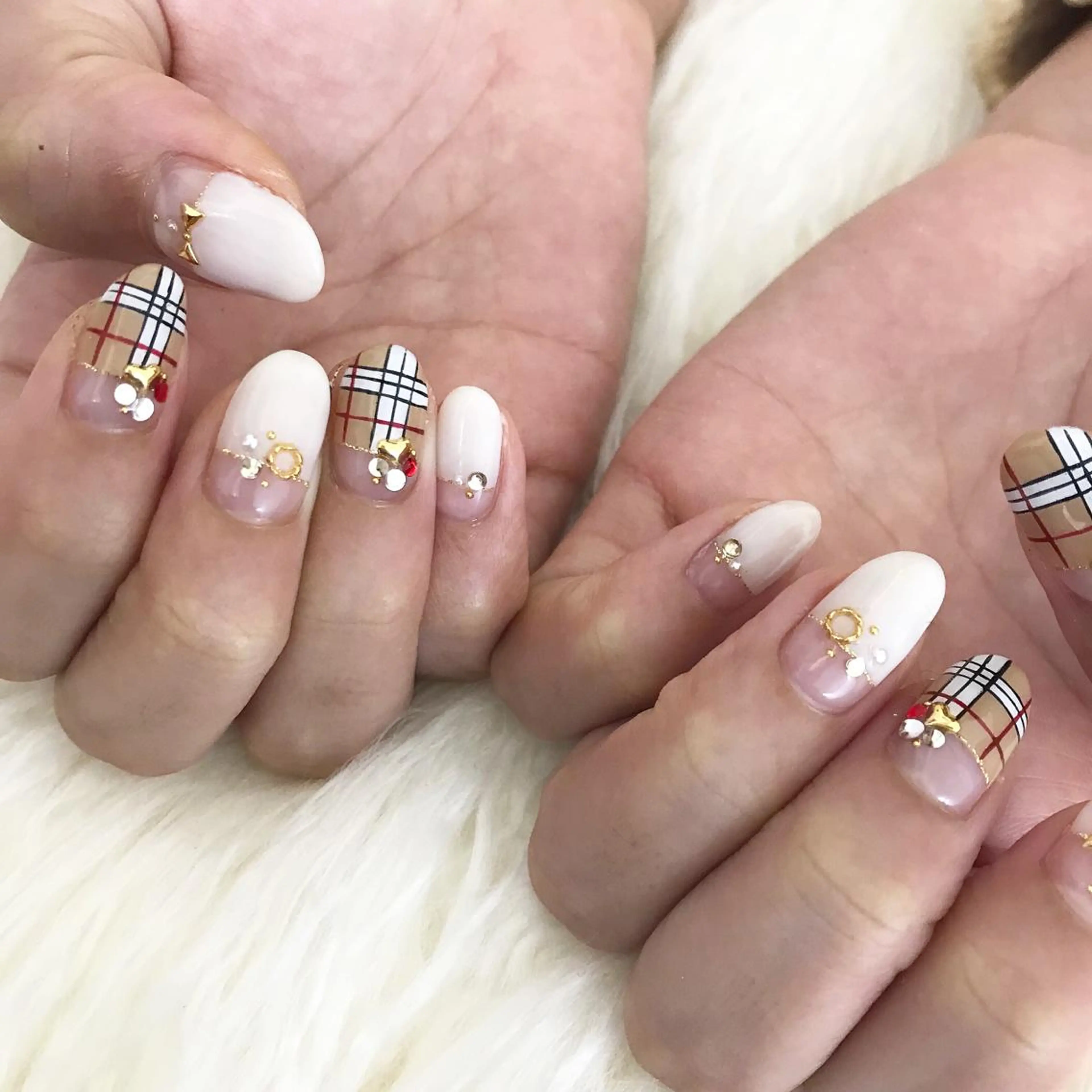 ネイル . ネイルMARIA🌼のネイルデザイン