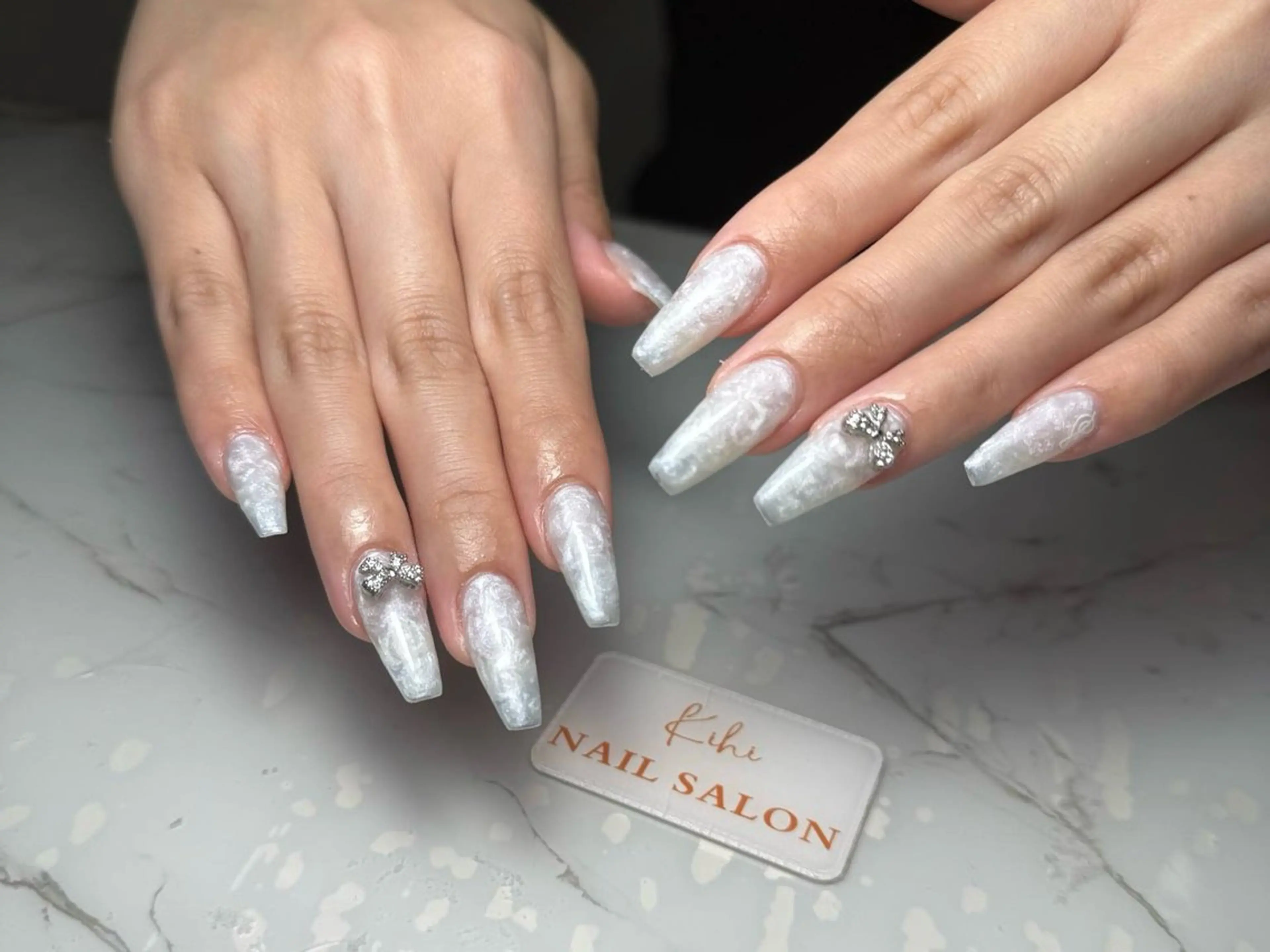 ネイル アートネイル フレンチネイル ジェルネイル グラデーション 韓国ネイル ハンドネイル ハンドケア さくら💮💮 【オフ無料】のネイルデザイン