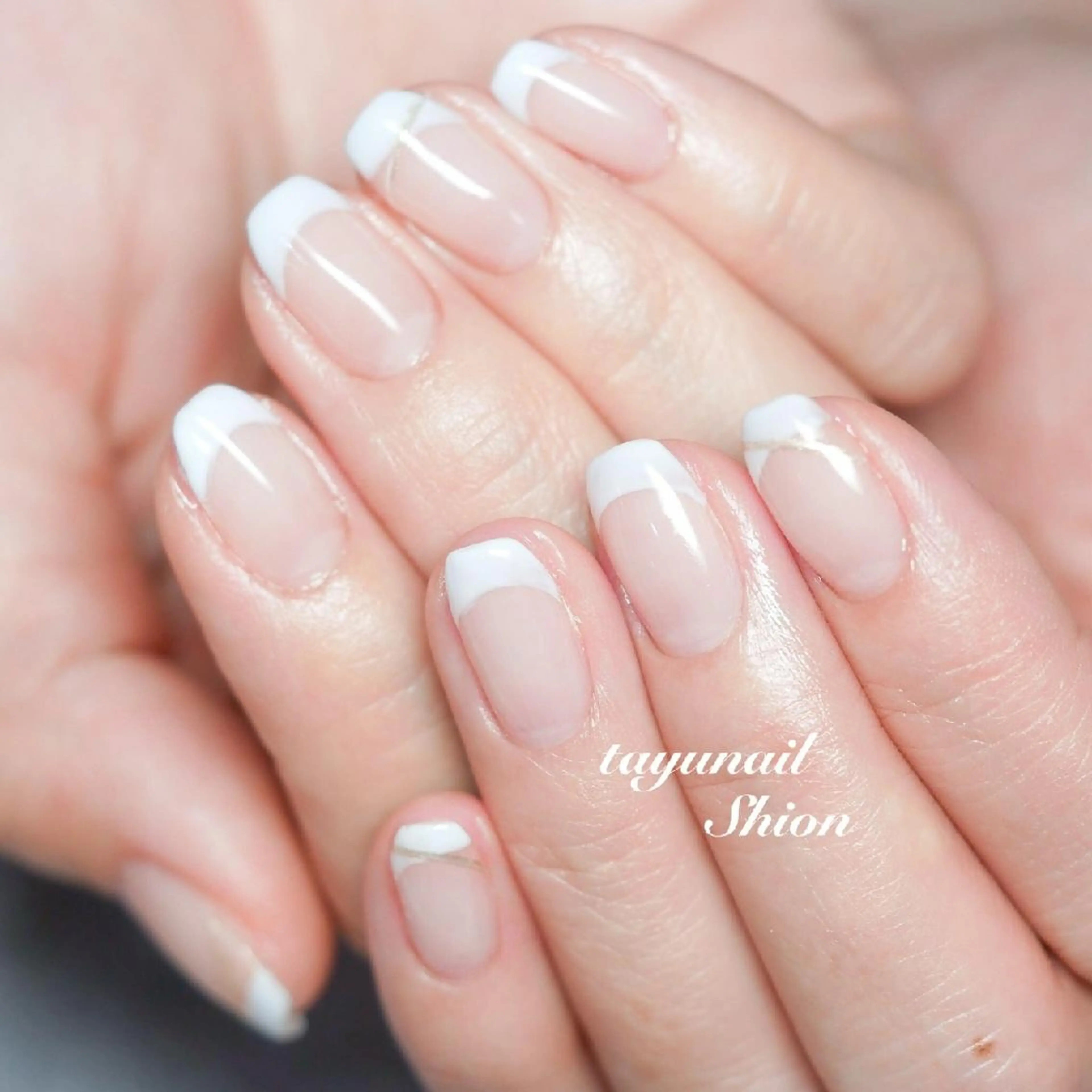 ネイル ブルー フレンチネイル ジェルネイル パラジェル シンプルネイル ネイルサロン 【たゆnail】のネイルデザイン