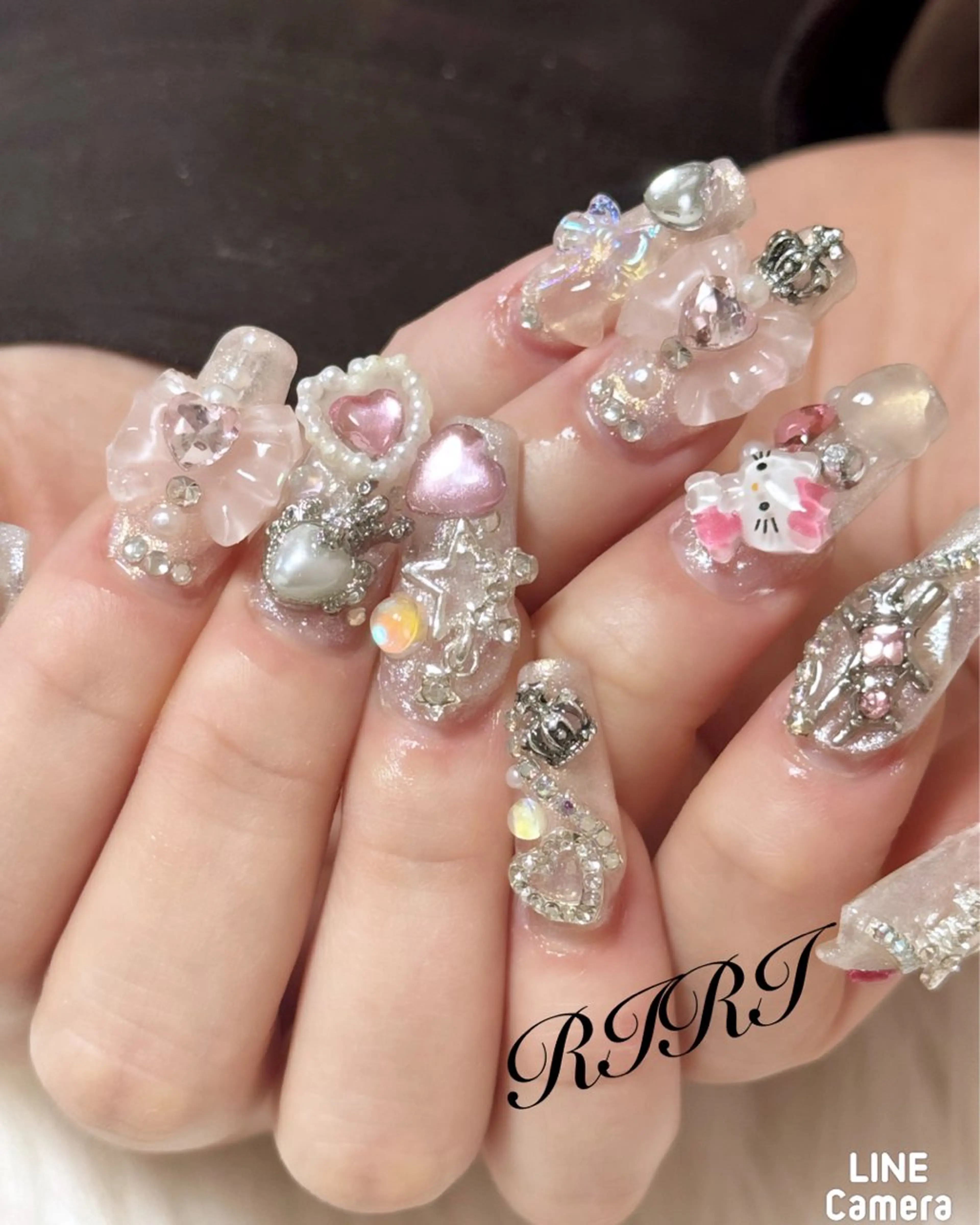 ネイル オーロラネイル ジェルネイル ハート キラキラネイル 韓国ネイル ハンドネイル riri オーナーのネイルデザイン