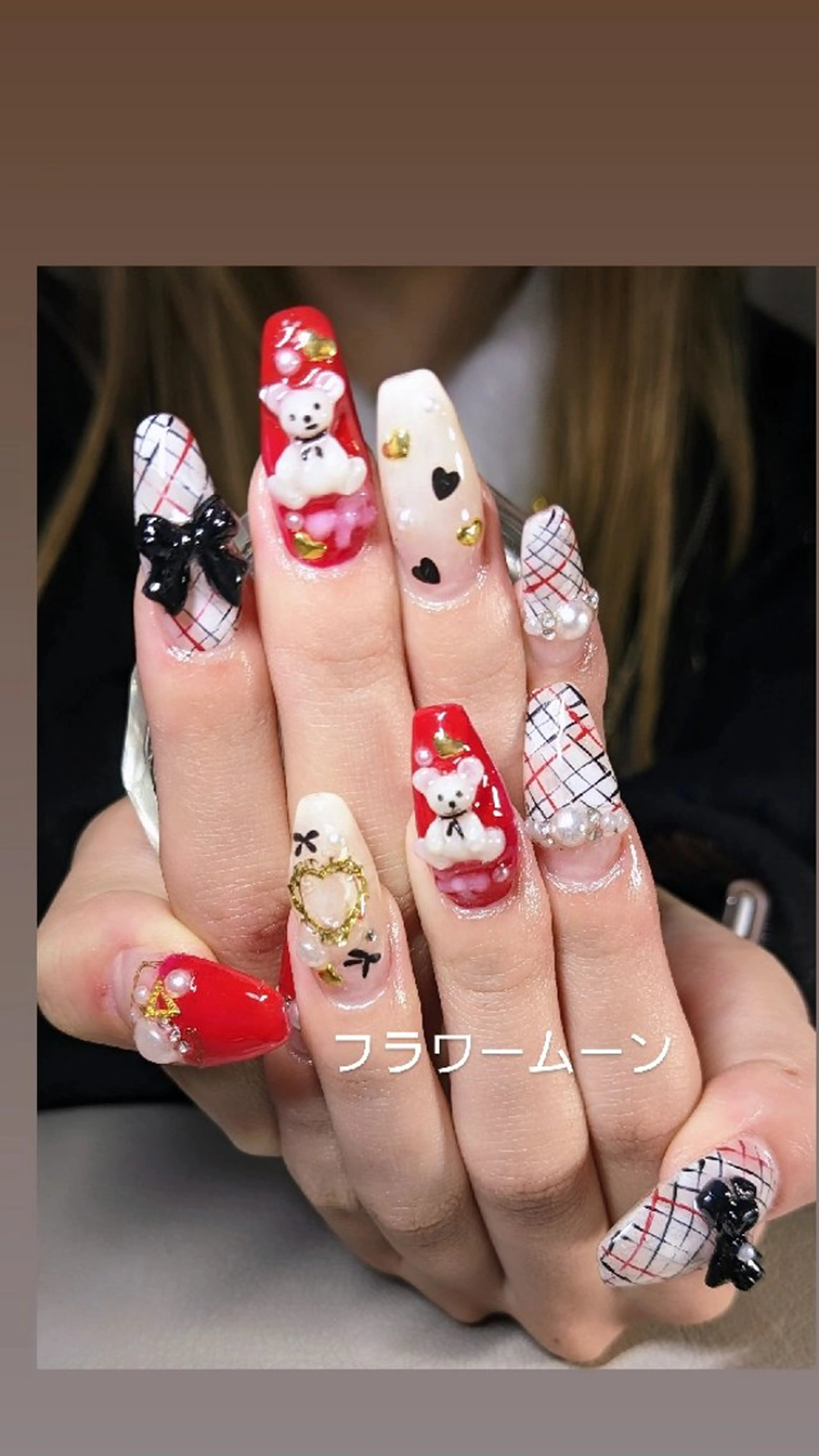 ネイル ハンドネイル ハンドケア フラワー ムーンのネイルデザイン