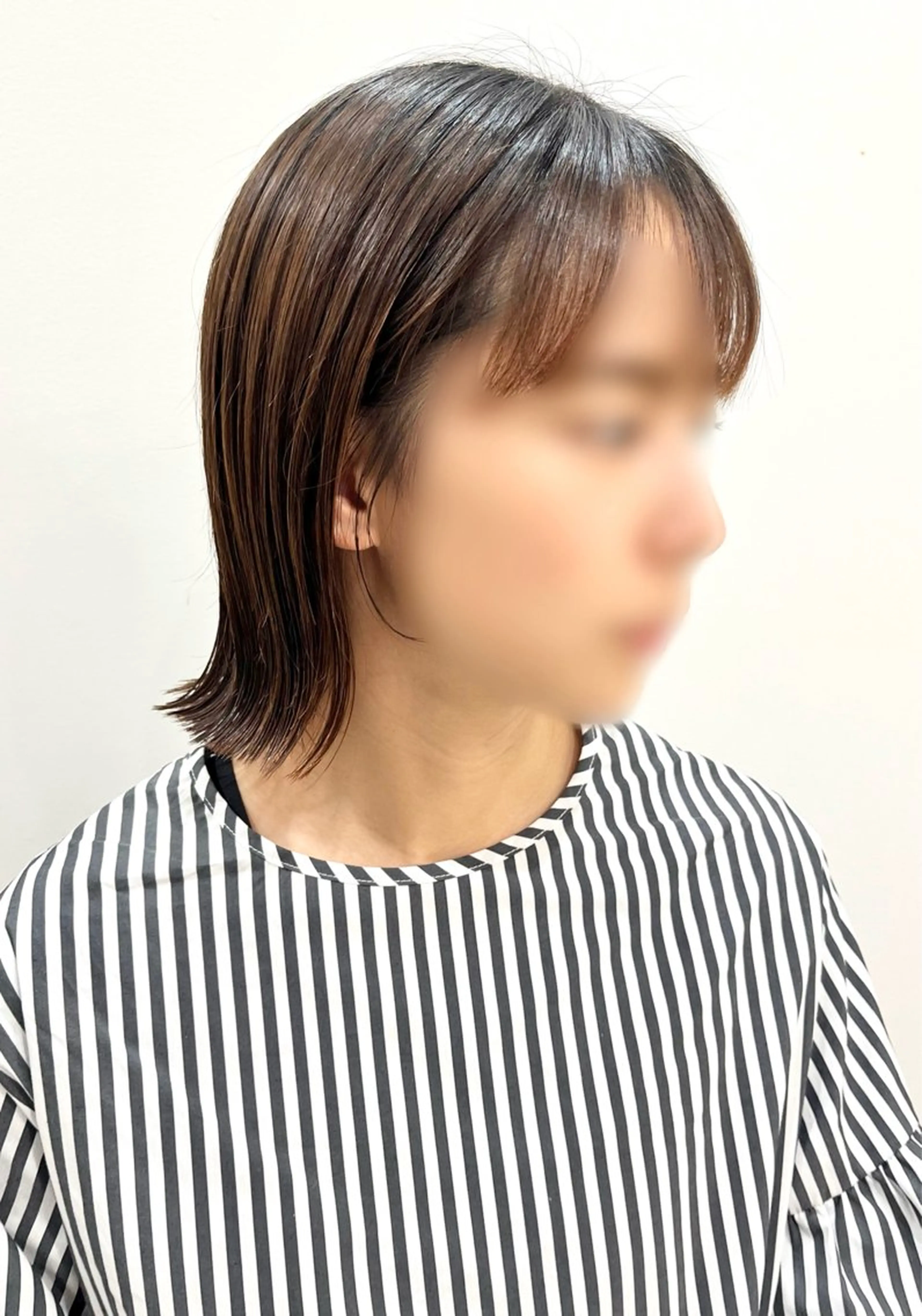 ミディアム ボブ 外ハネヘア 會田 /レイヤーカットのヘアスタイル