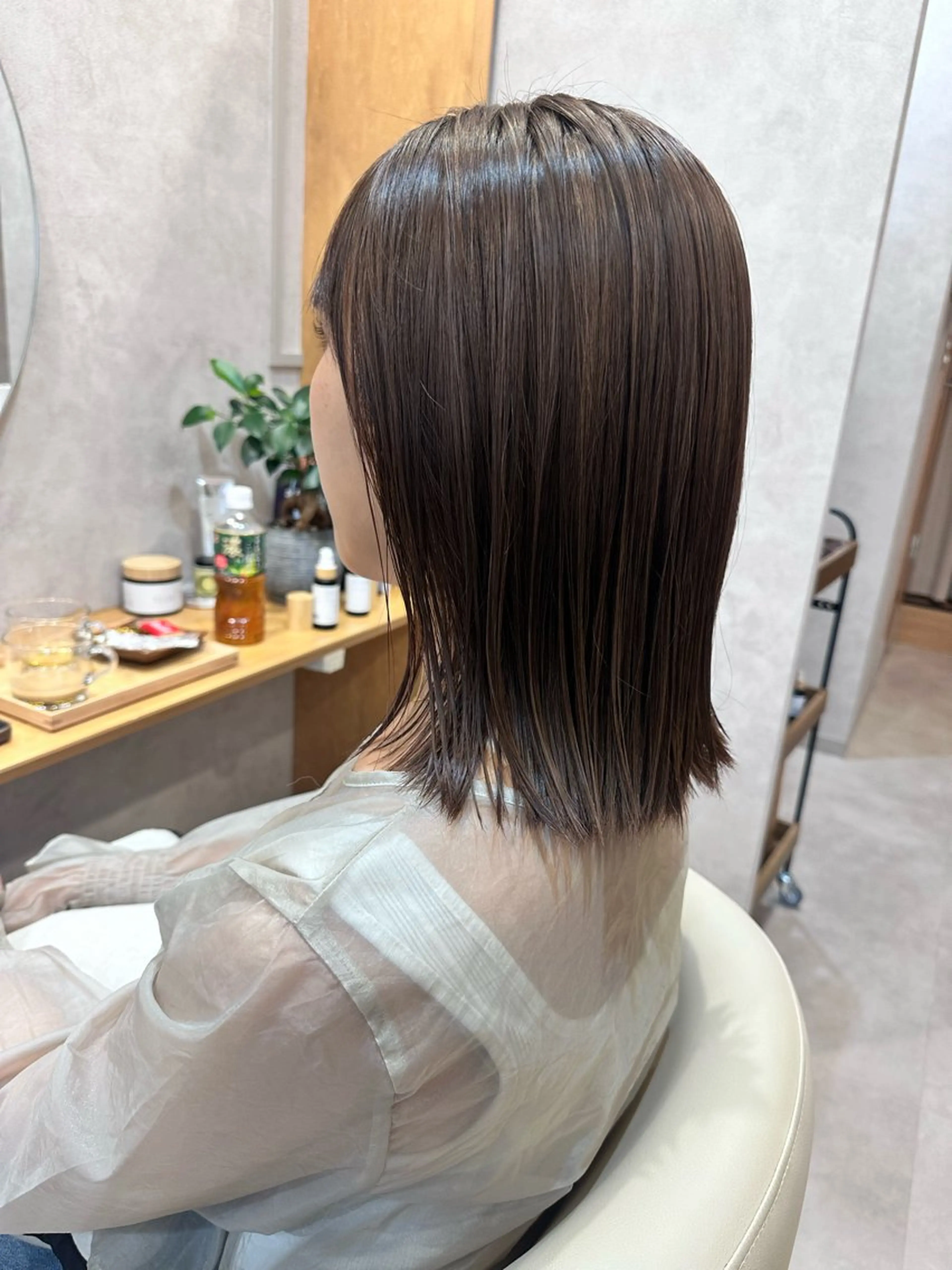 ミディアム カラー カット ヘアカラー トリートメント 高橋友里亜 /フリーランスのヘアスタイル